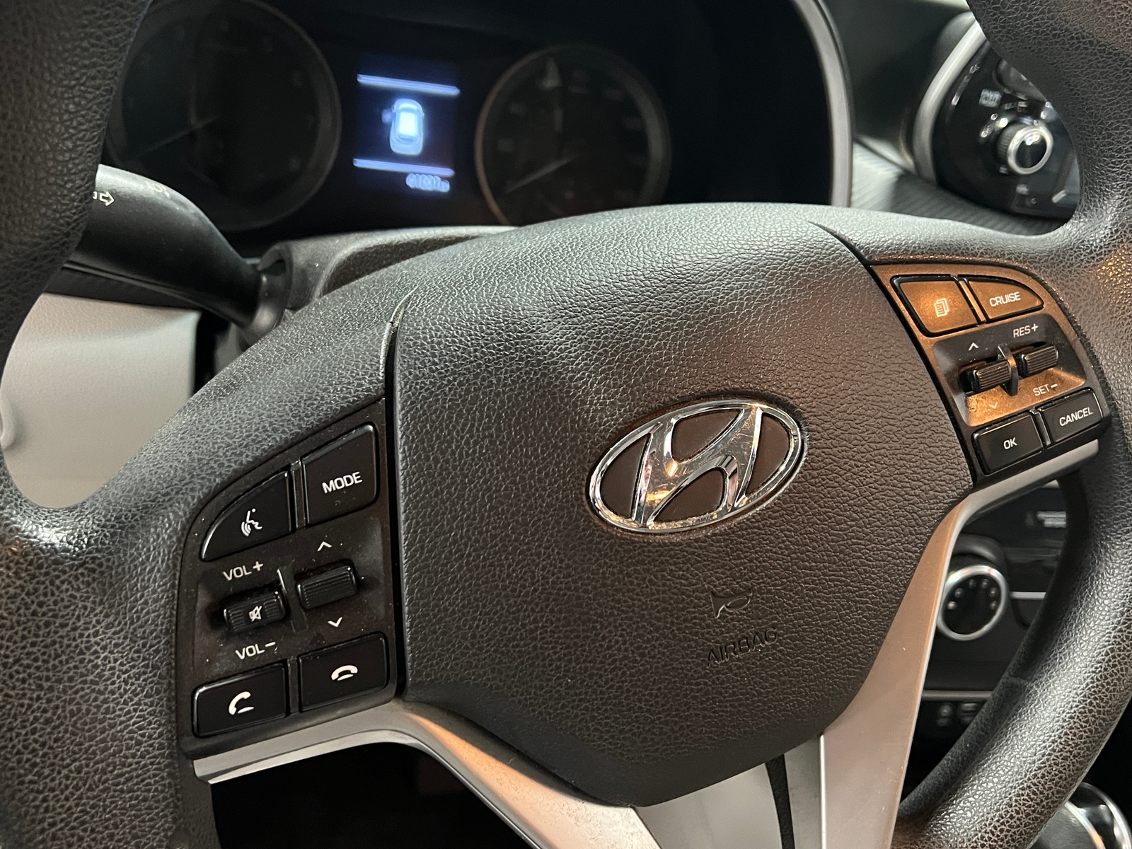 Thumbnail: 2020 Hyundai Tucson - 5