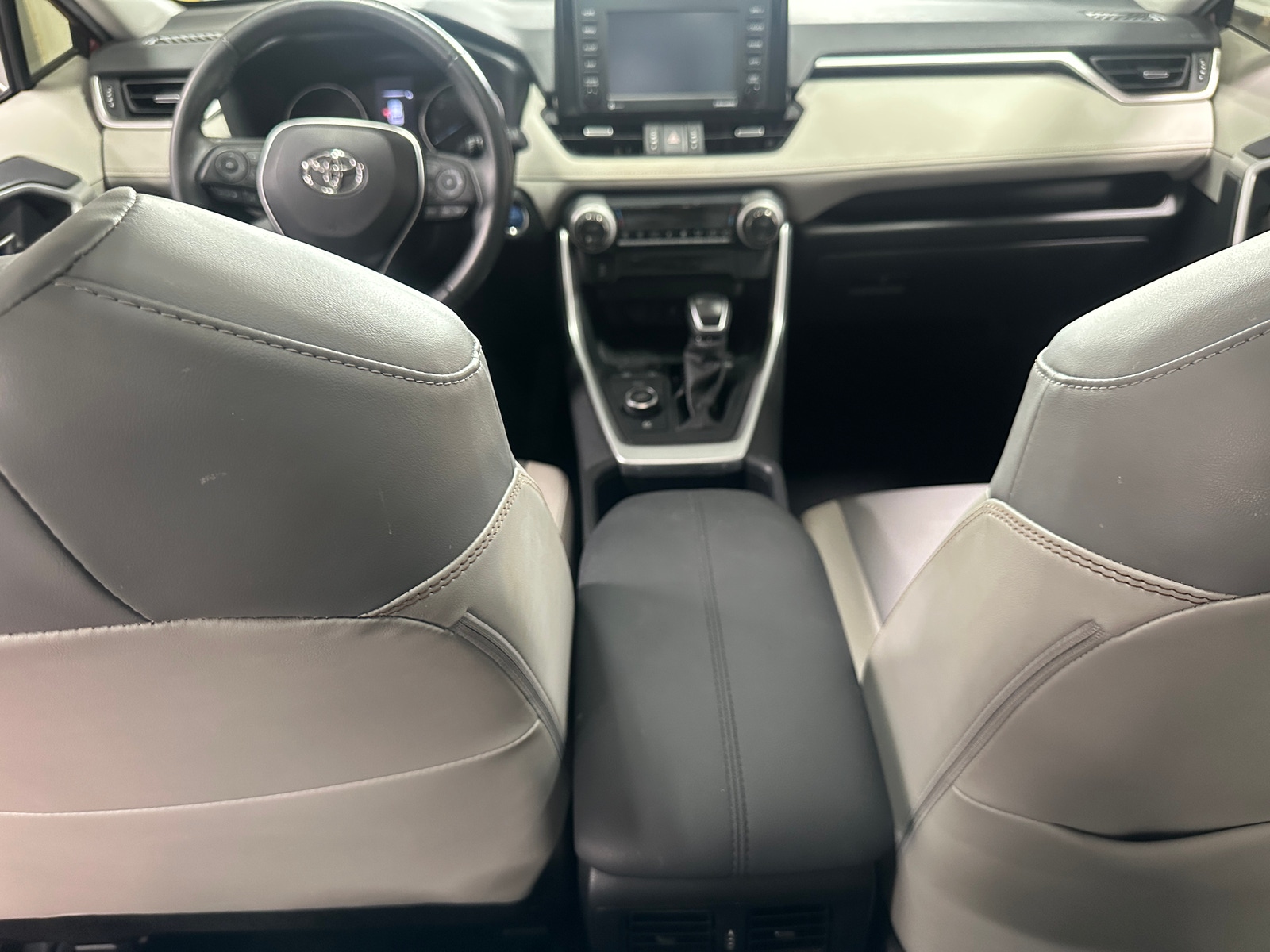 Thumbnail: 2022 Toyota RAV4 - 2