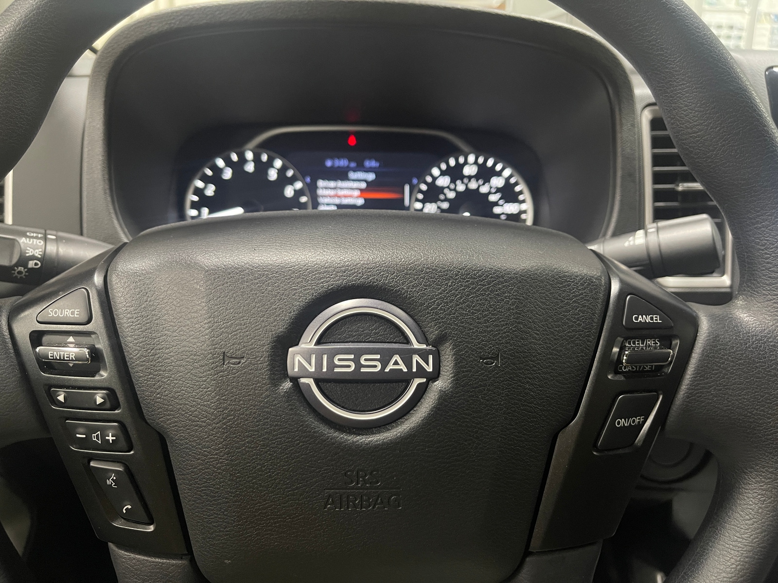 Thumbnail: 2024 Nissan Frontier - 5