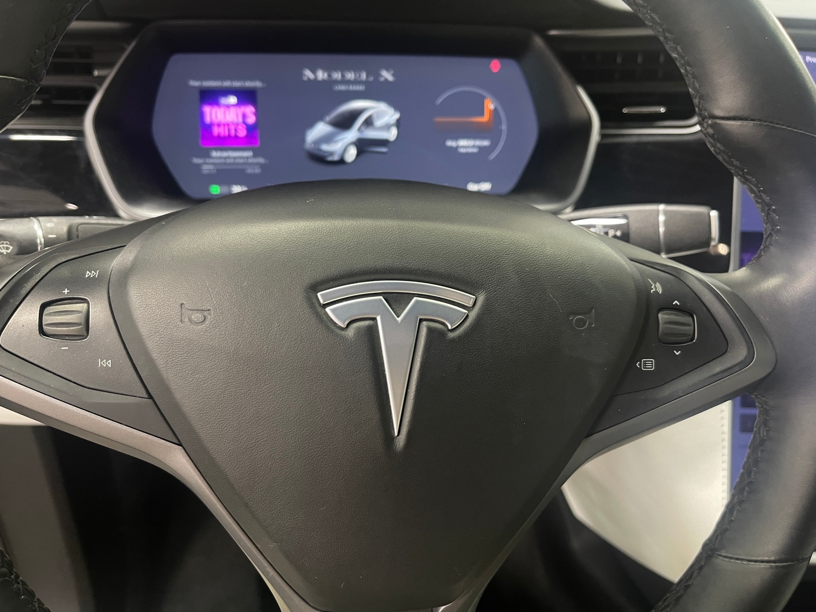 Thumbnail: 2019 Tesla Model X - 4