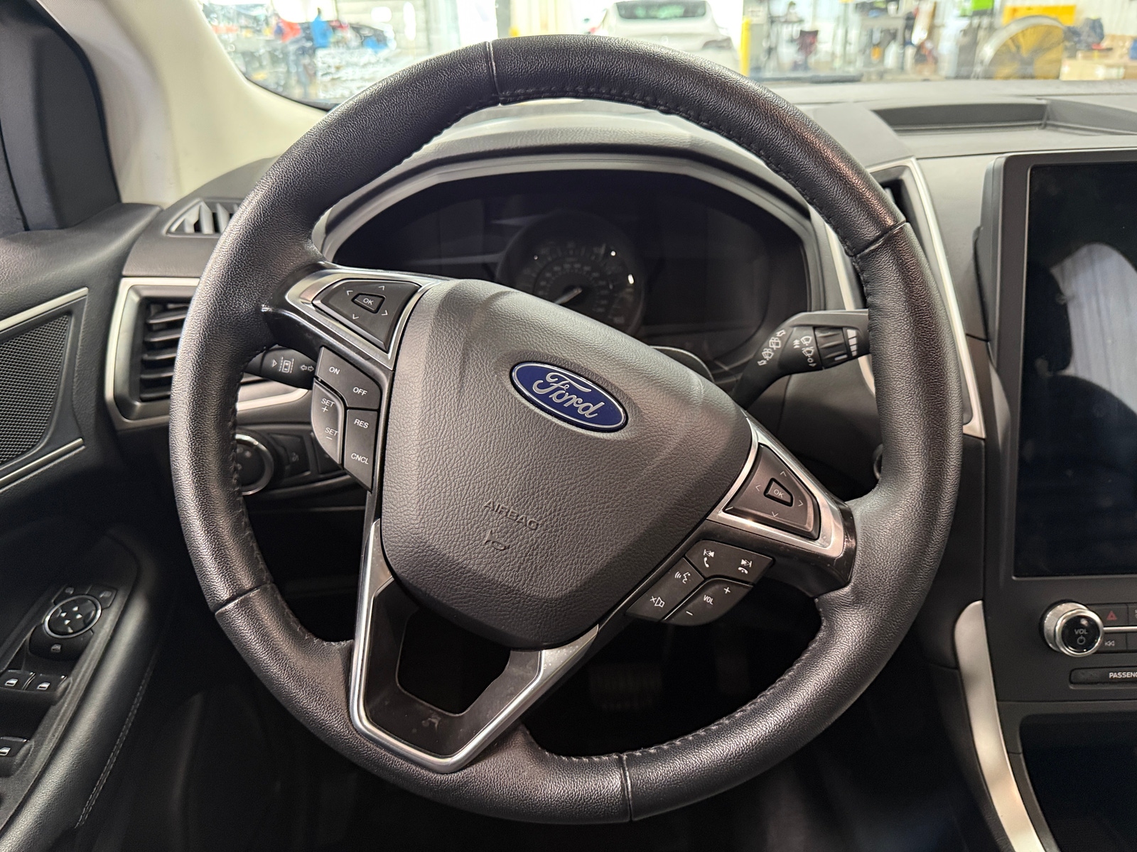 Thumbnail: 2024 Ford Edge - 4