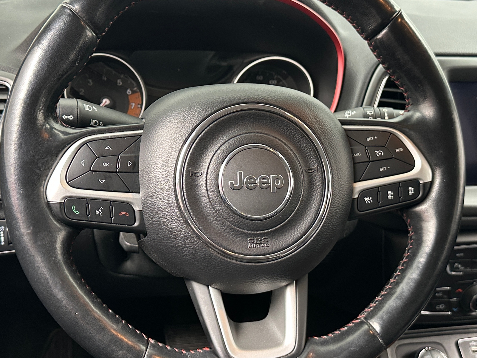 Thumbnail: 2021 Jeep Compass - 4