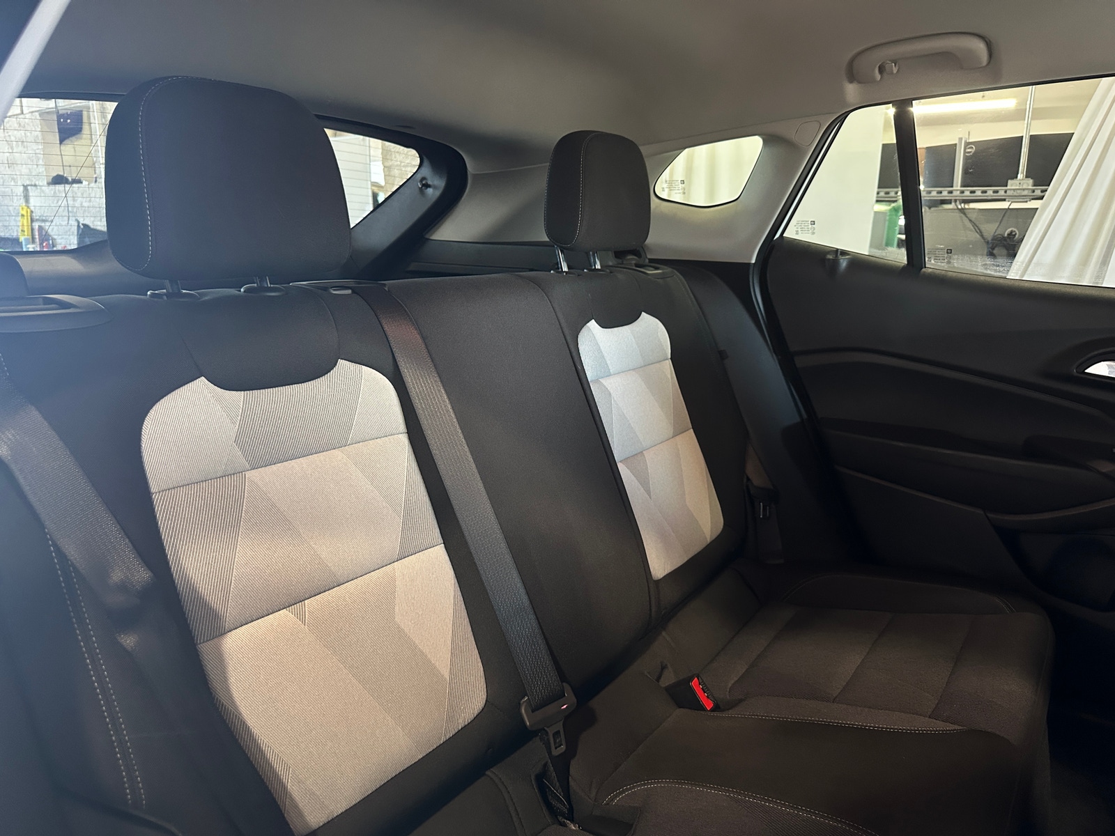 Thumbnail: 2025 Chevrolet Trax - 6