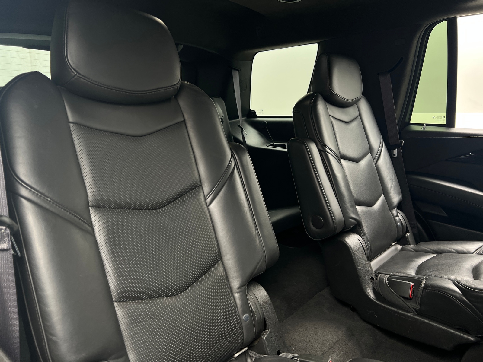Thumbnail: 2015 Cadillac Escalade - 5