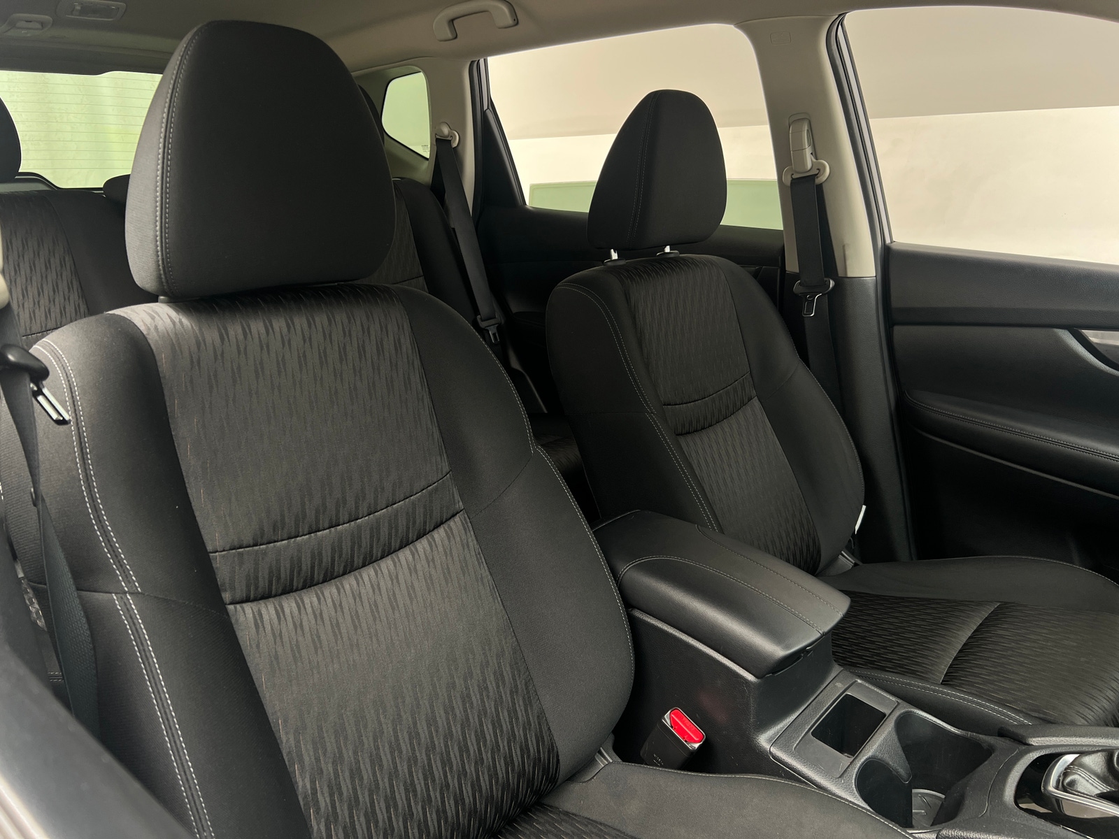 Thumbnail: 2017 Nissan Rogue - 2