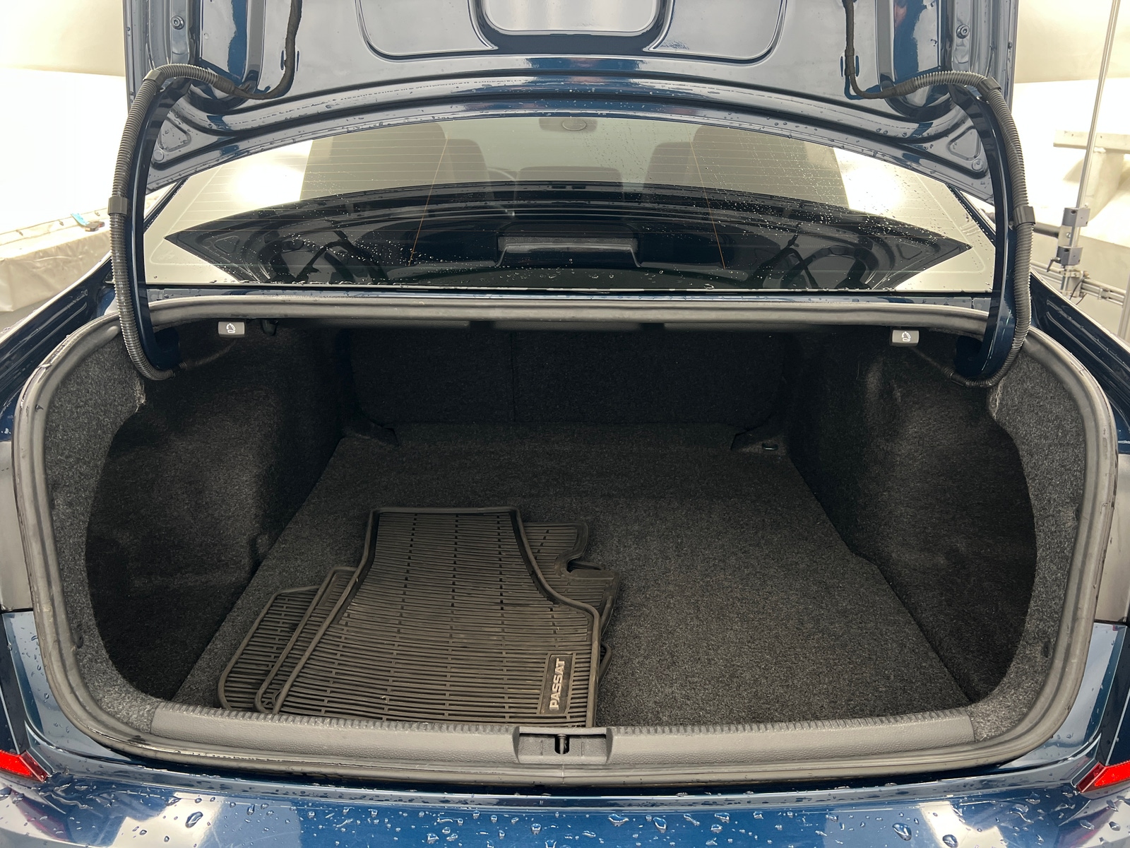 Thumbnail: 2020 Volkswagen Passat - 6