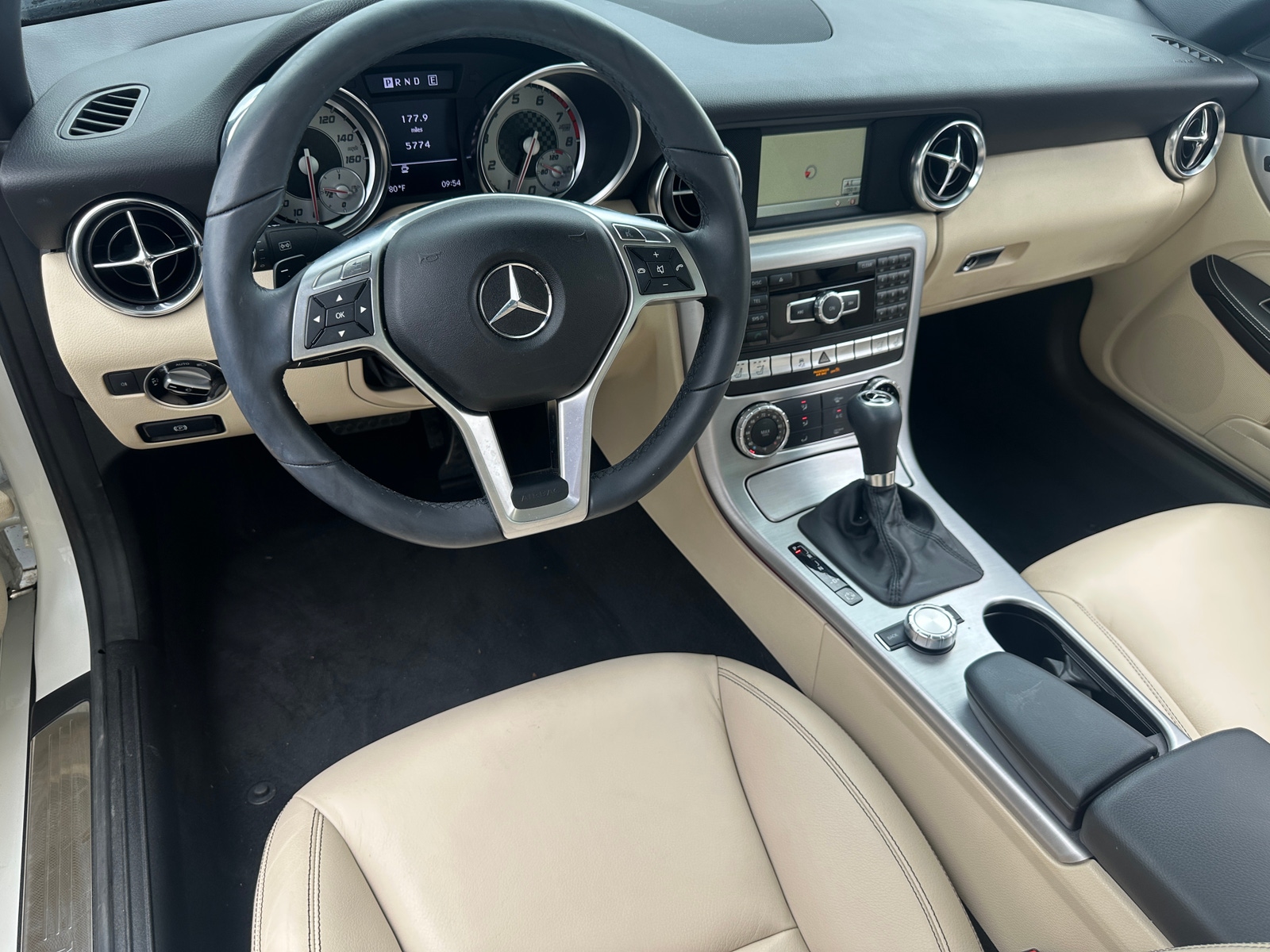 Thumbnail: 2013 Mercedes-Benz SLK - 2