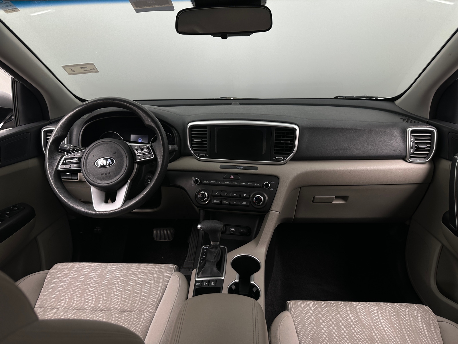 Thumbnail: 2020 Kia Sportage - 3