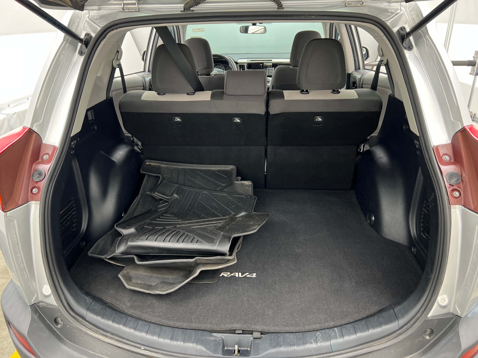 Thumbnail: 2013 Toyota RAV4 - 7