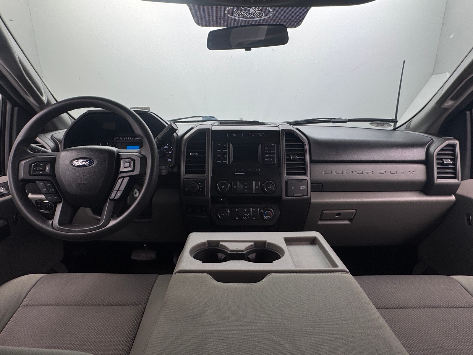 Thumbnail: 2017 Ford Econoline - 3
