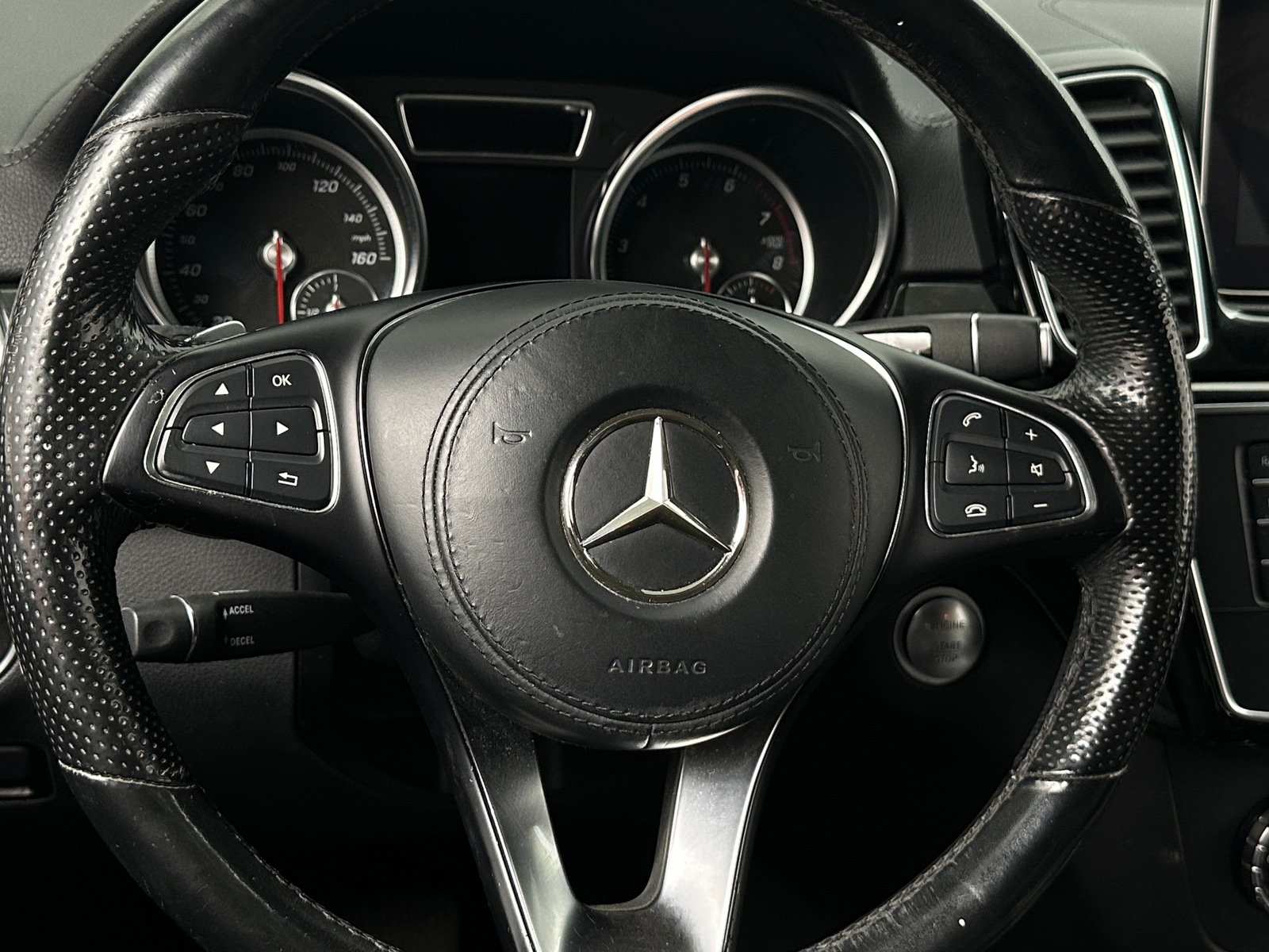 Thumbnail: 2018 Mercedes-Benz GLS - 4