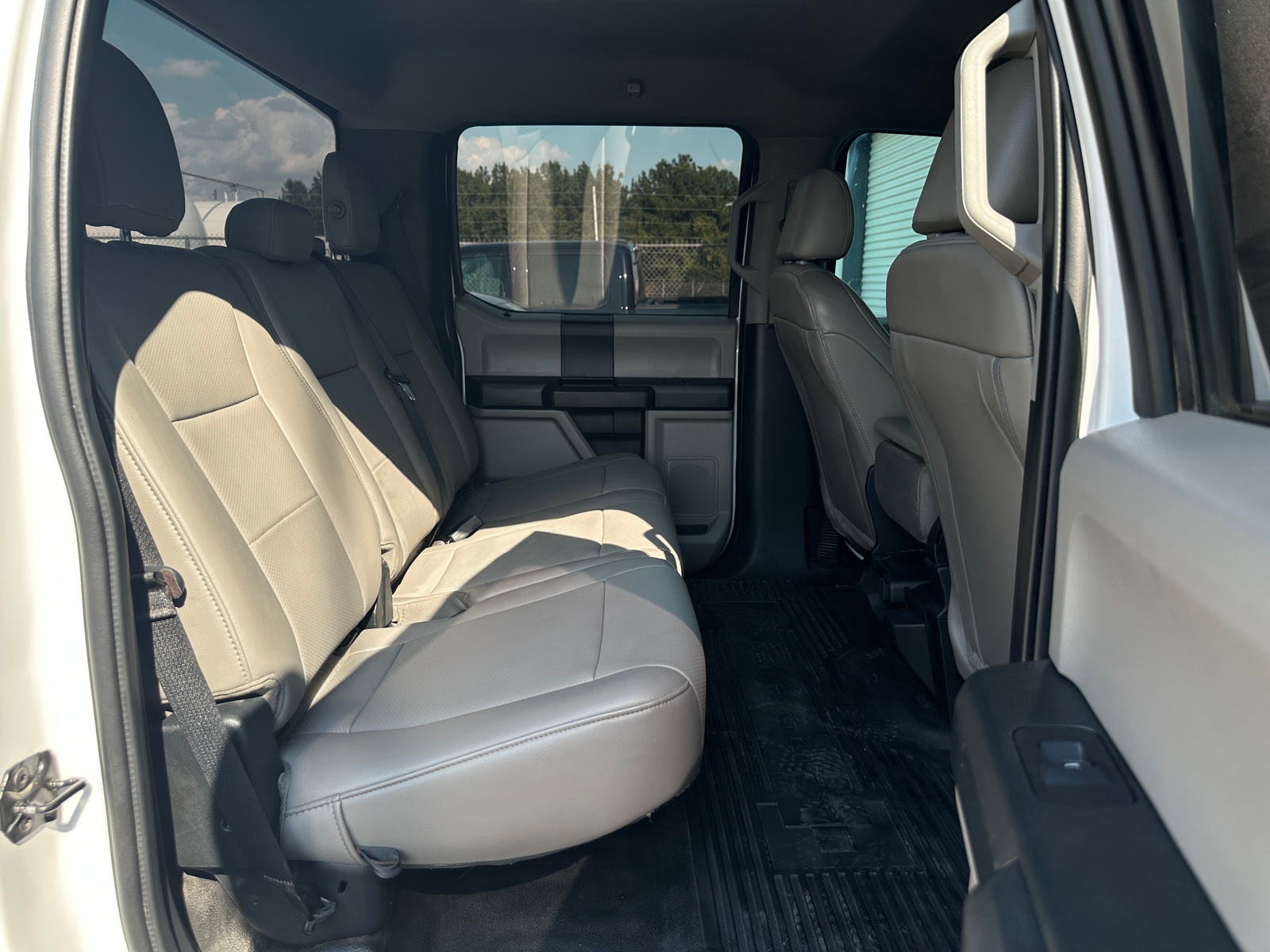Thumbnail: 2020 Ford Econoline - 6