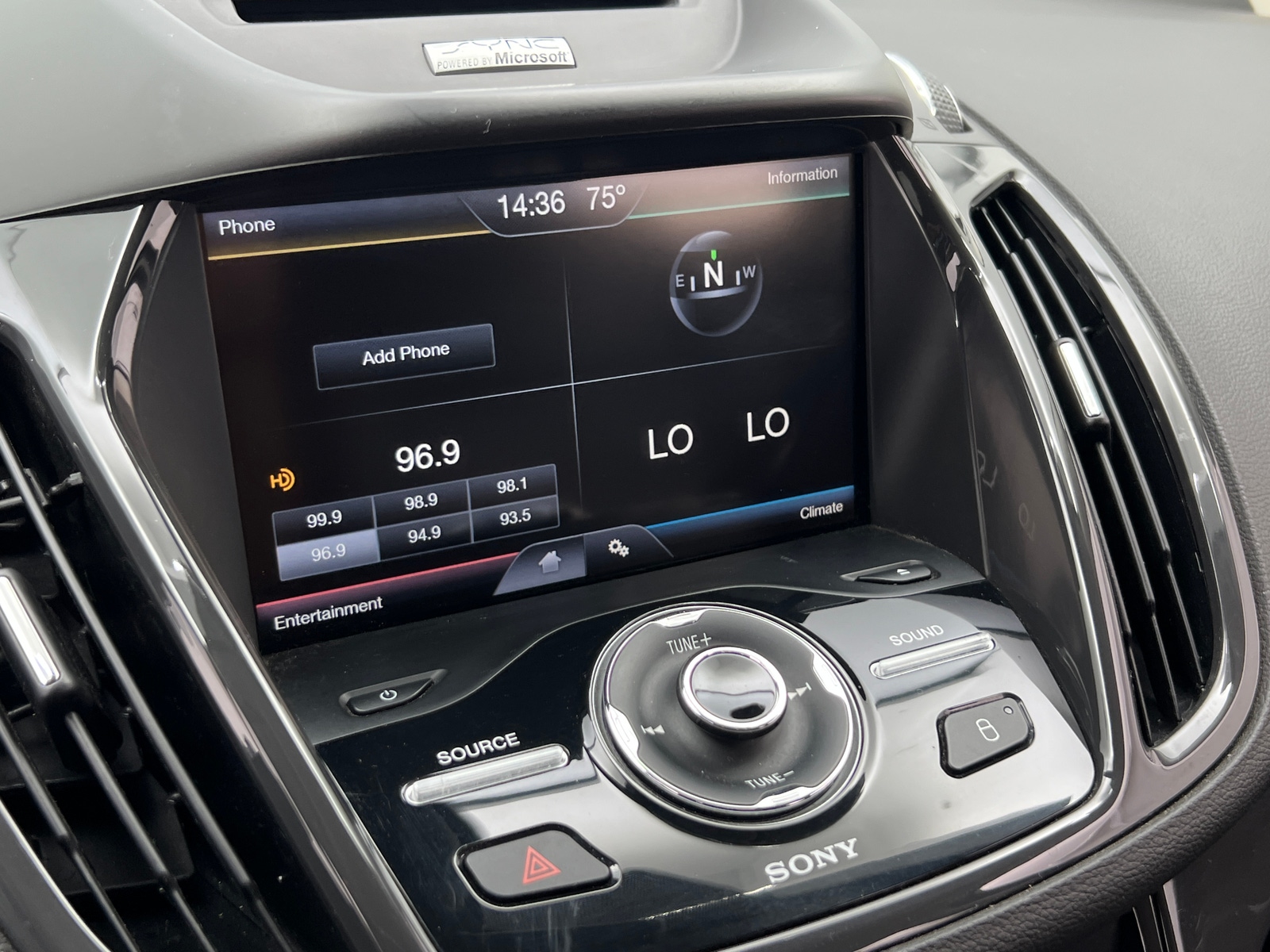Thumbnail: 2014 Ford Escape - 3