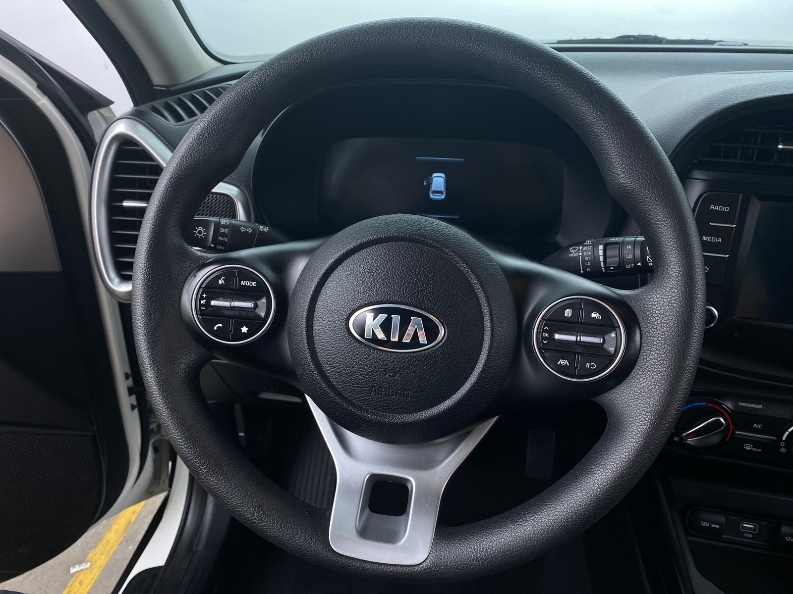 Thumbnail: 2023 Kia Soul - 5
