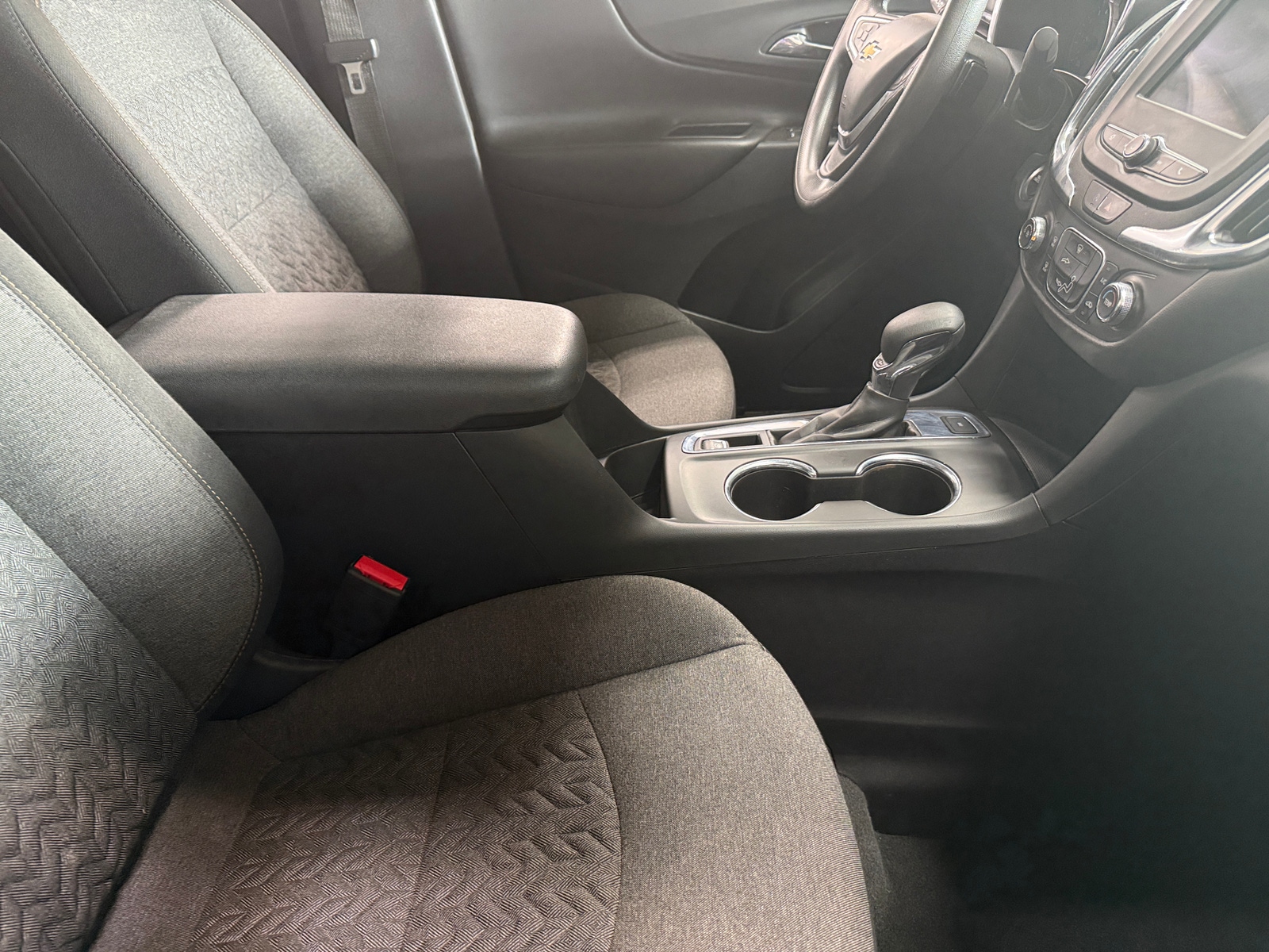 Thumbnail: 2023 Chevrolet Equinox - 2
