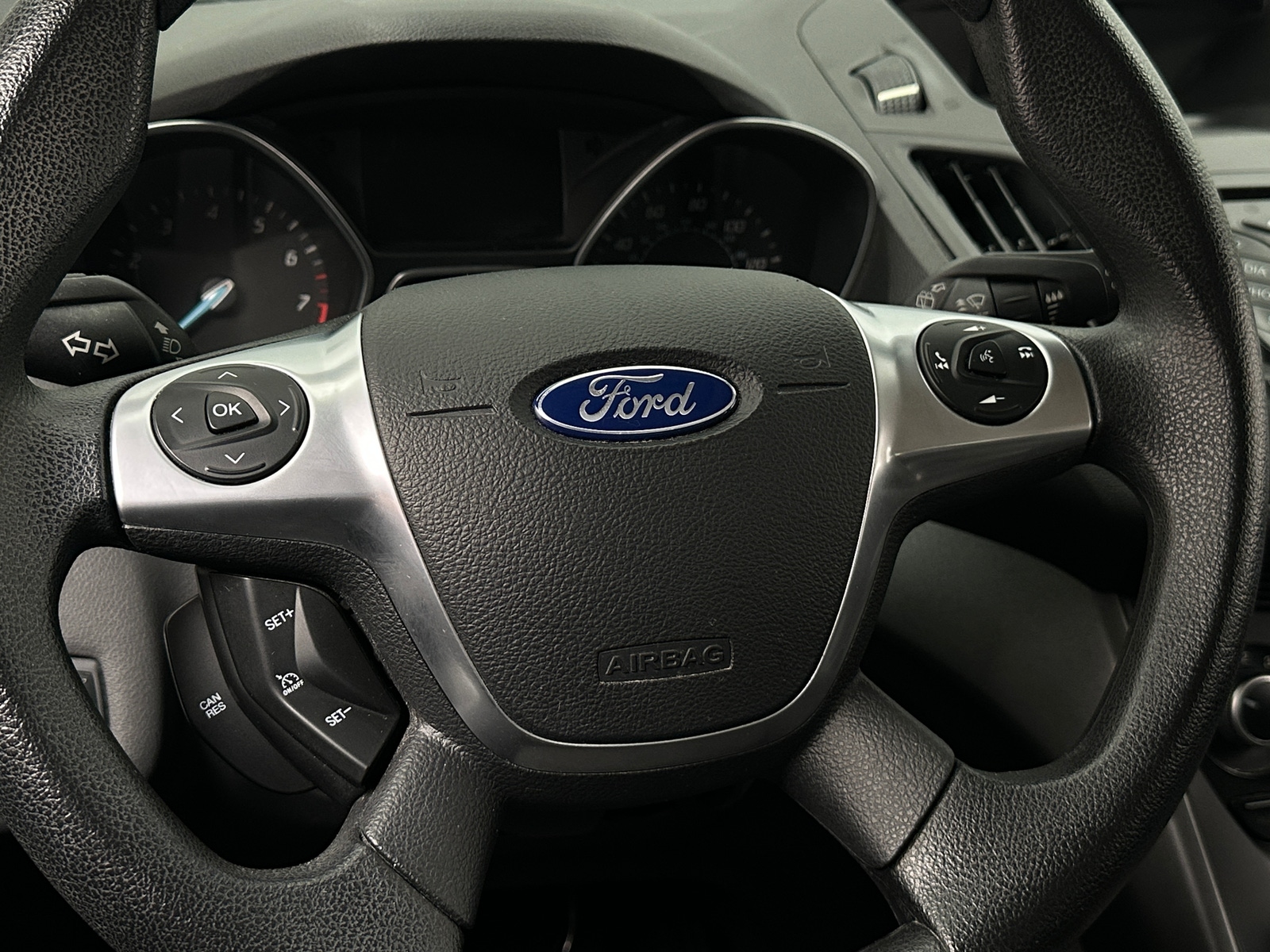 Thumbnail: 2016 Ford Escape - 5