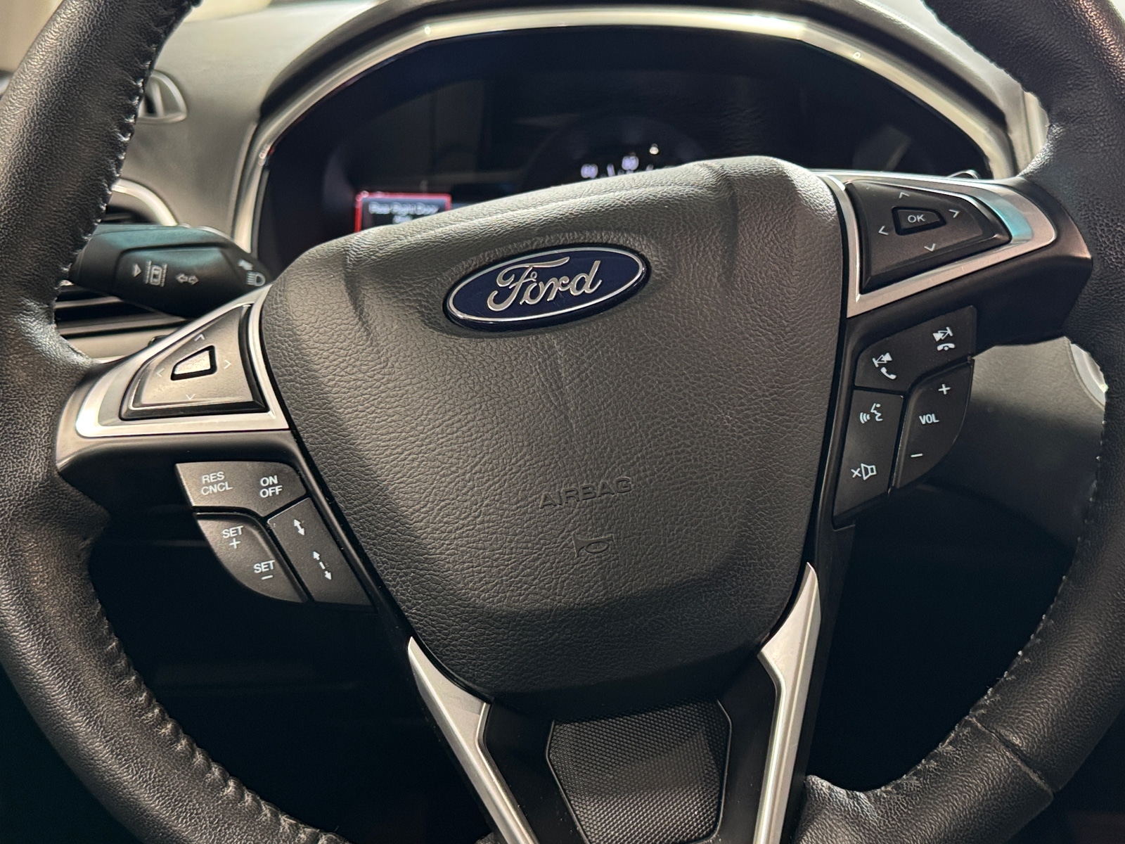 Thumbnail: 2018 Ford Edge - 4