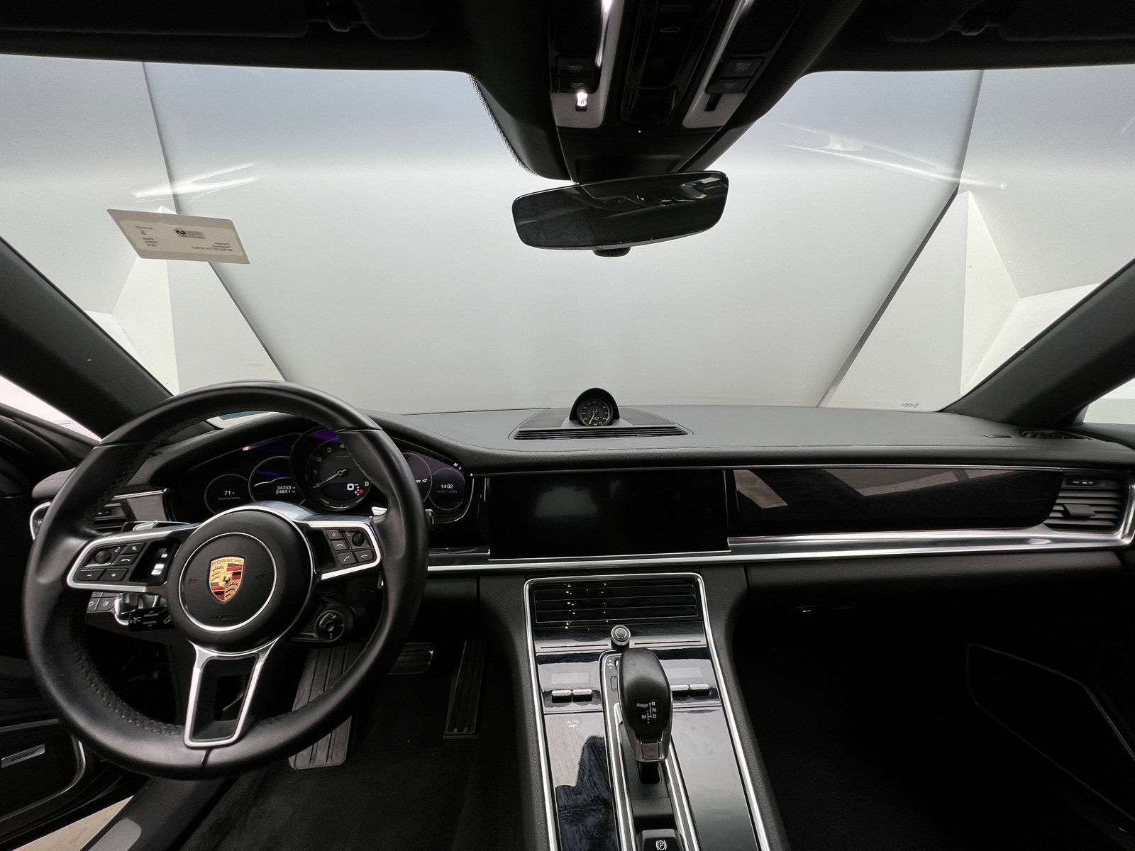 Thumbnail: 2018 Porsche Panamera - 2