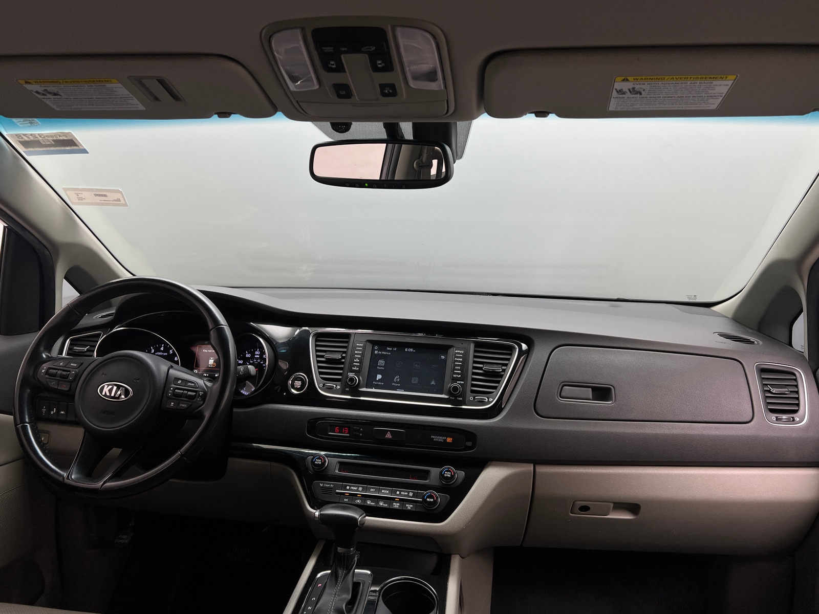 Thumbnail: 2018 Kia Sedona - 2