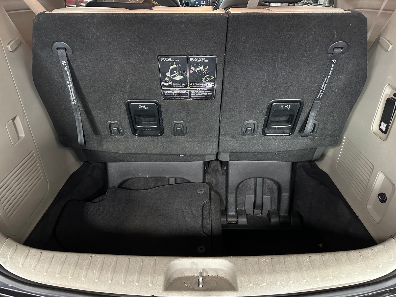 Thumbnail: 2018 Kia Sedona - 6