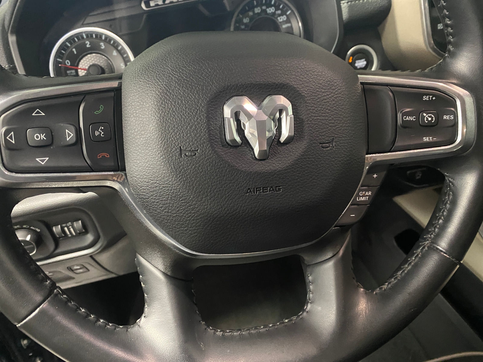 Thumbnail: 2022 RAM 1500 - 4