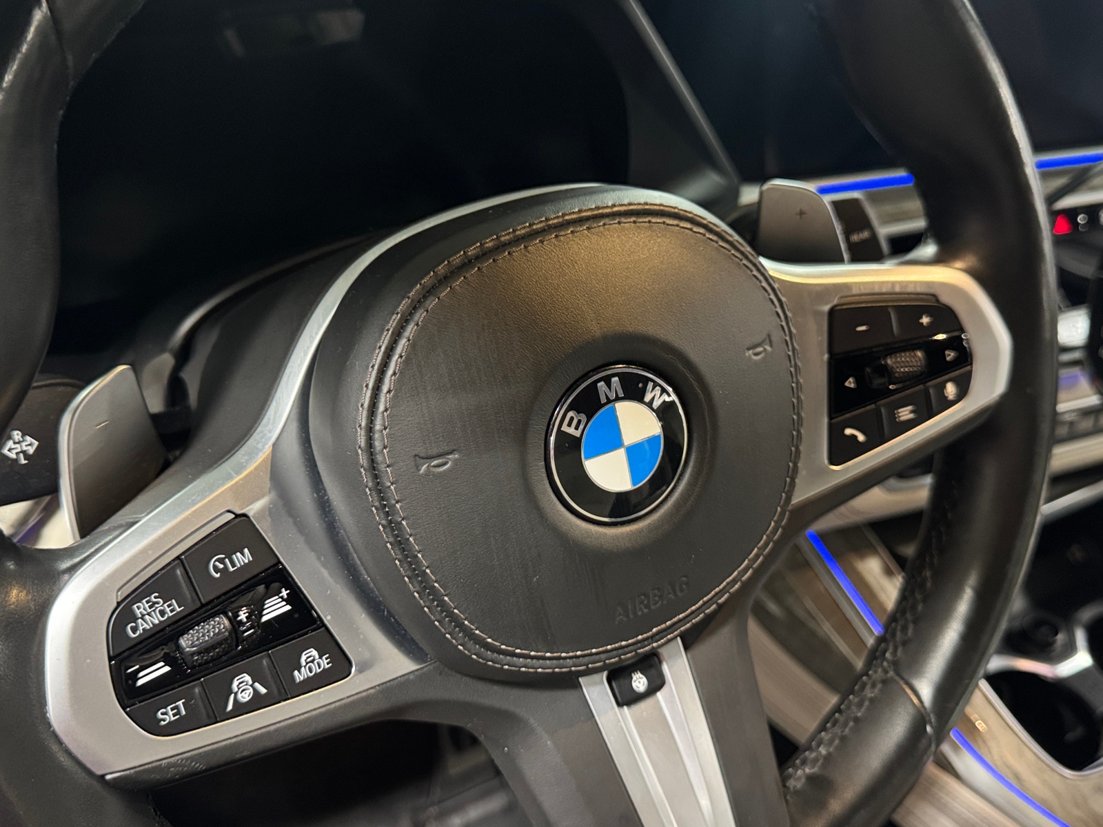 Thumbnail: 2019 BMW X7 - 4