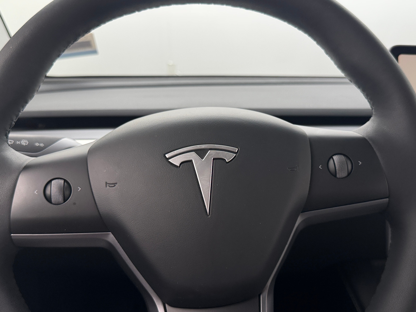 Thumbnail: 2023 Tesla Model Y - 4