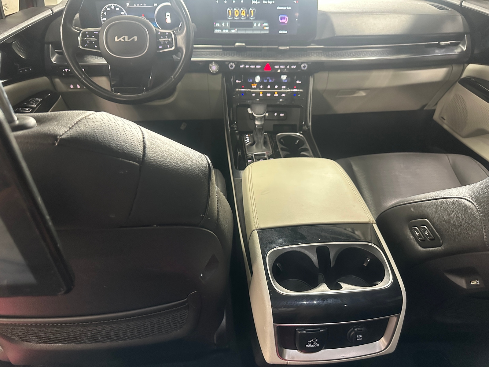 Thumbnail: 2022 Kia Carnival - 2
