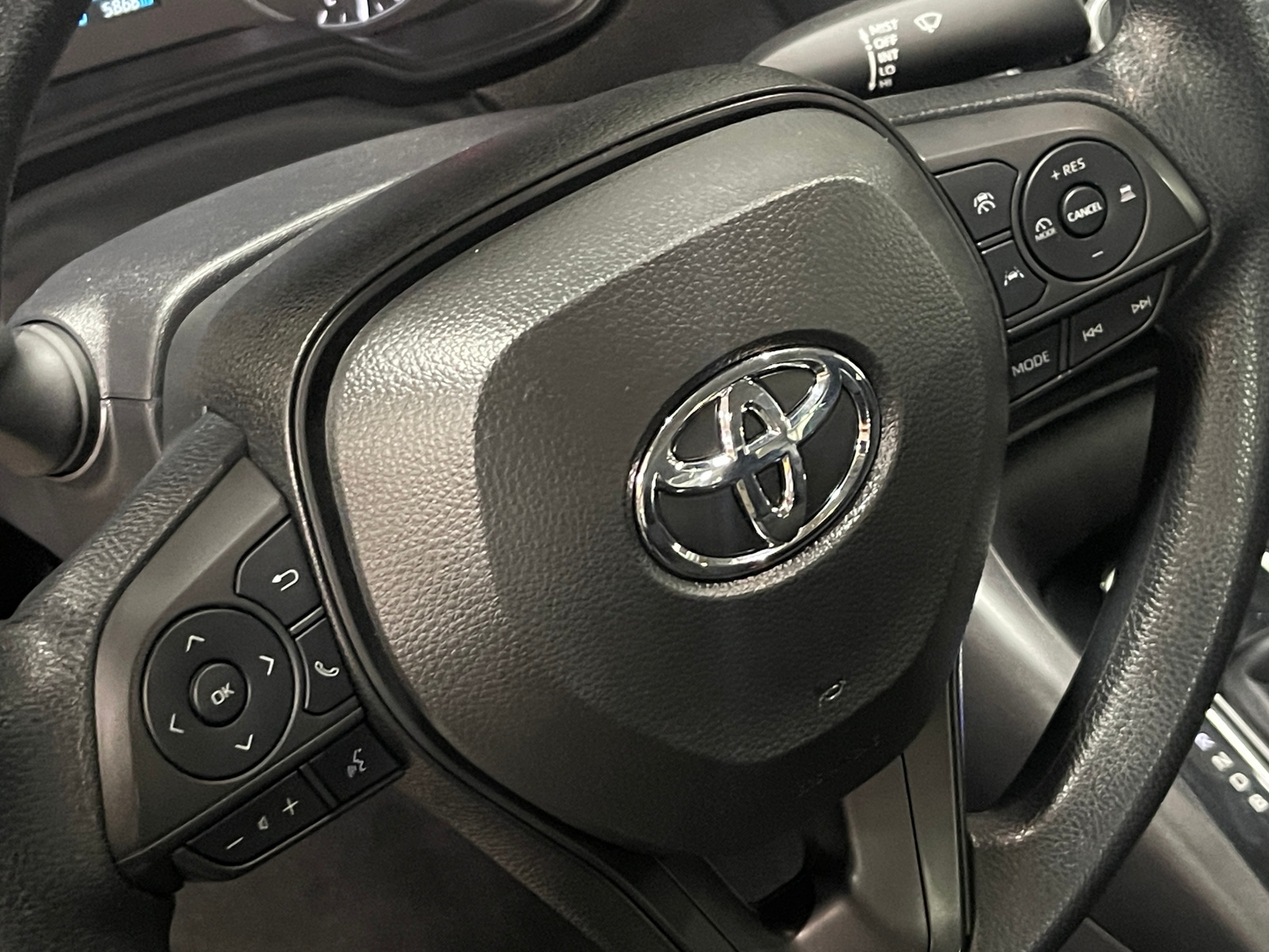 Thumbnail: 2025 Toyota Corolla - 5