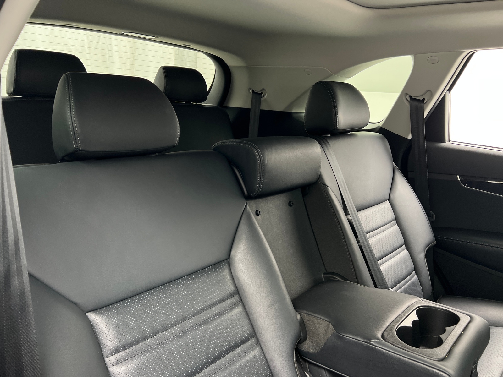 Thumbnail: 2018 Kia Sorento - 5