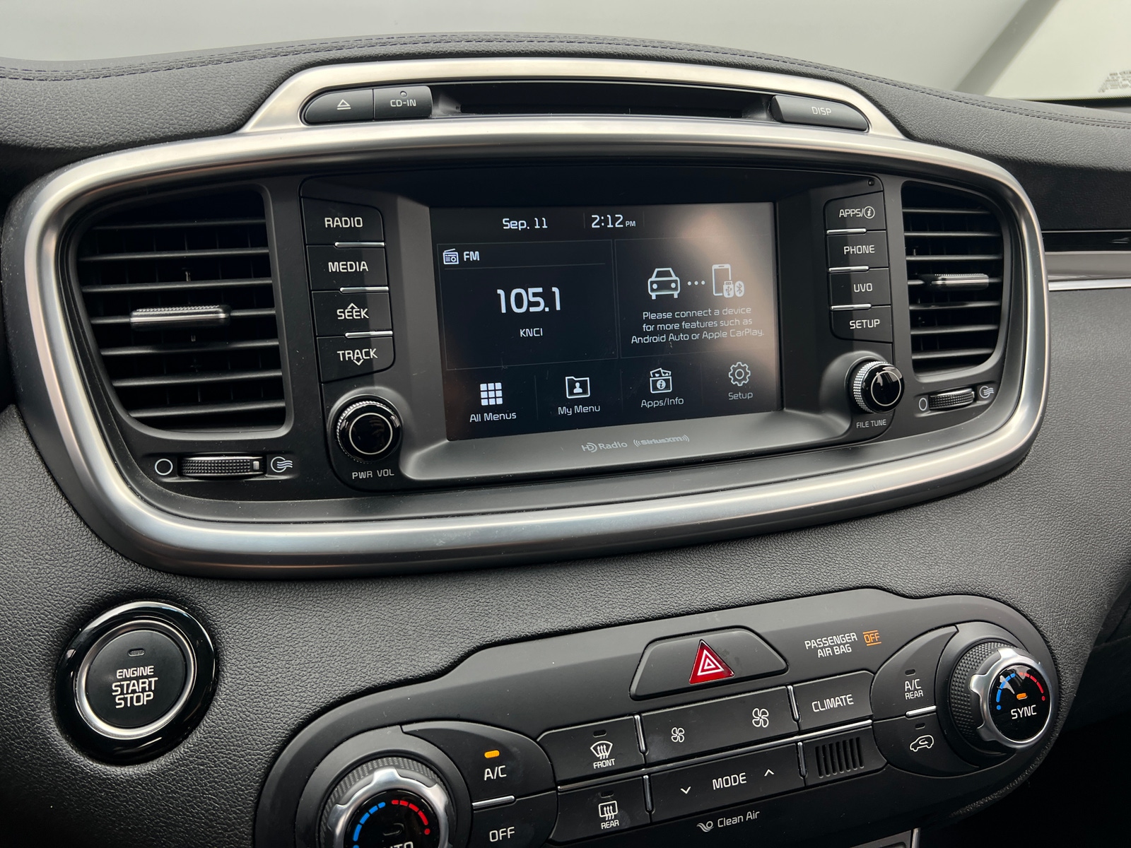 Thumbnail: 2018 Kia Sorento - 3