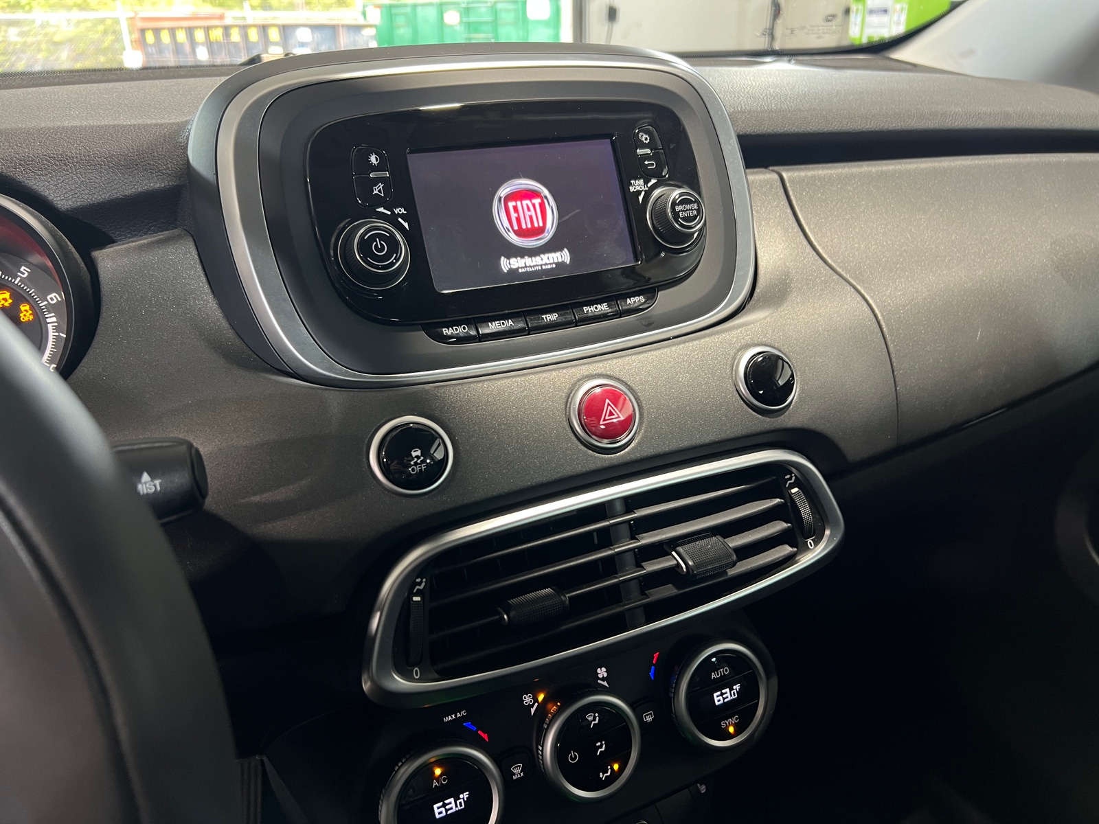 Thumbnail: 2016 Fiat 500X - 4