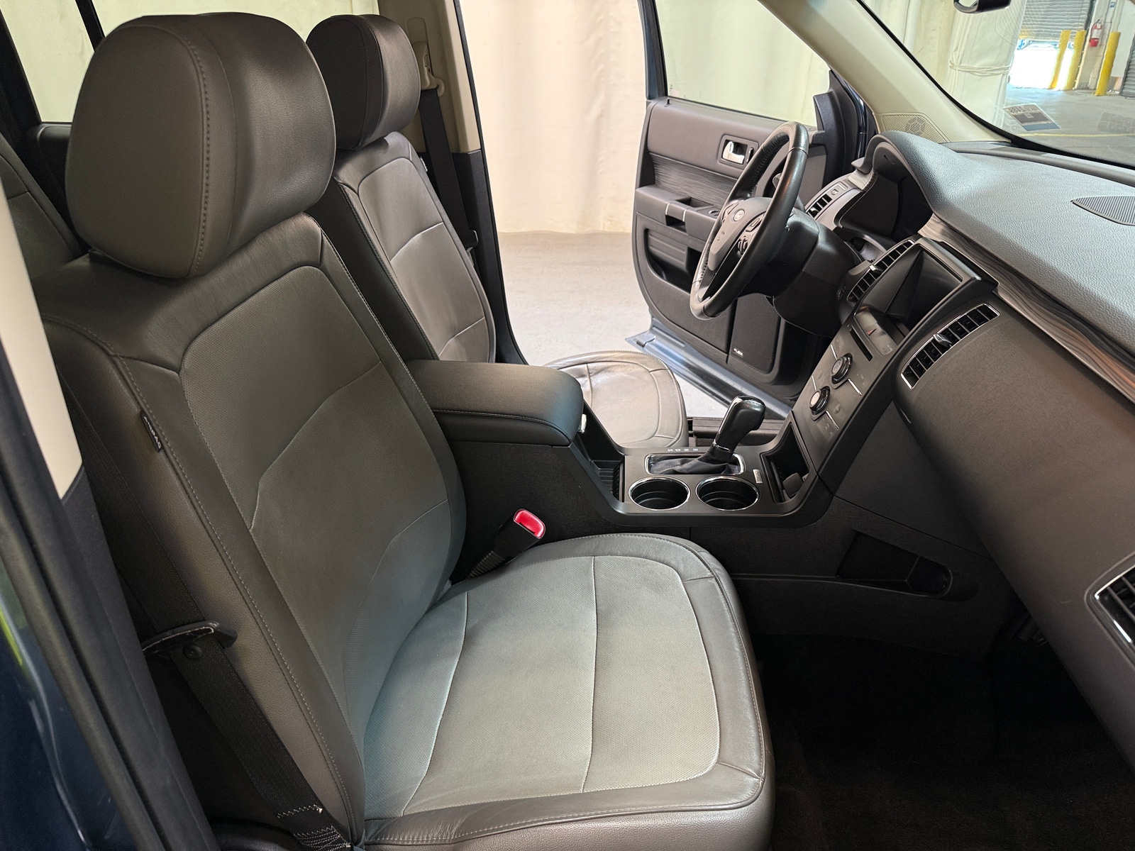 Thumbnail: 2019 Ford Flex - 2