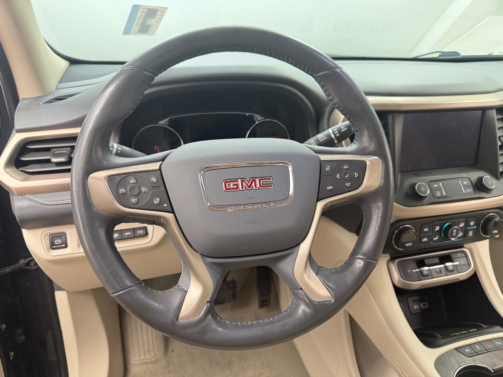 Thumbnail: 2020 GMC Acadia - 4