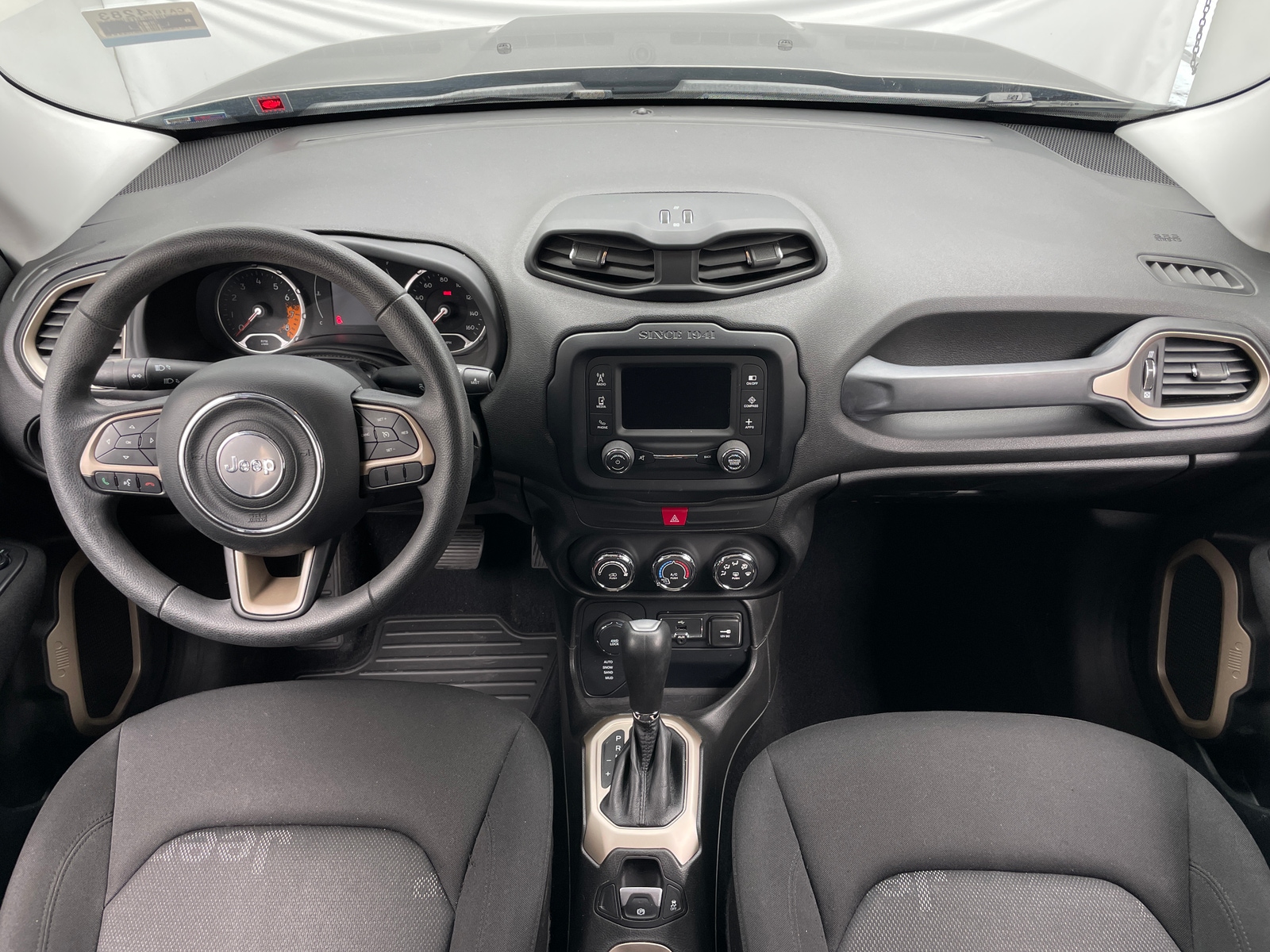 Thumbnail: 2016 Jeep Renegade - 3