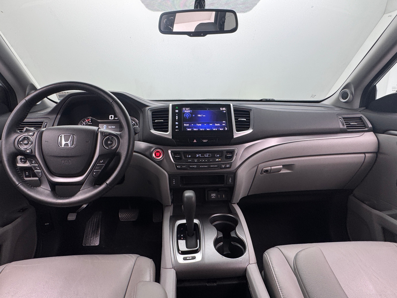Thumbnail: 2016 Honda Pilot - 2
