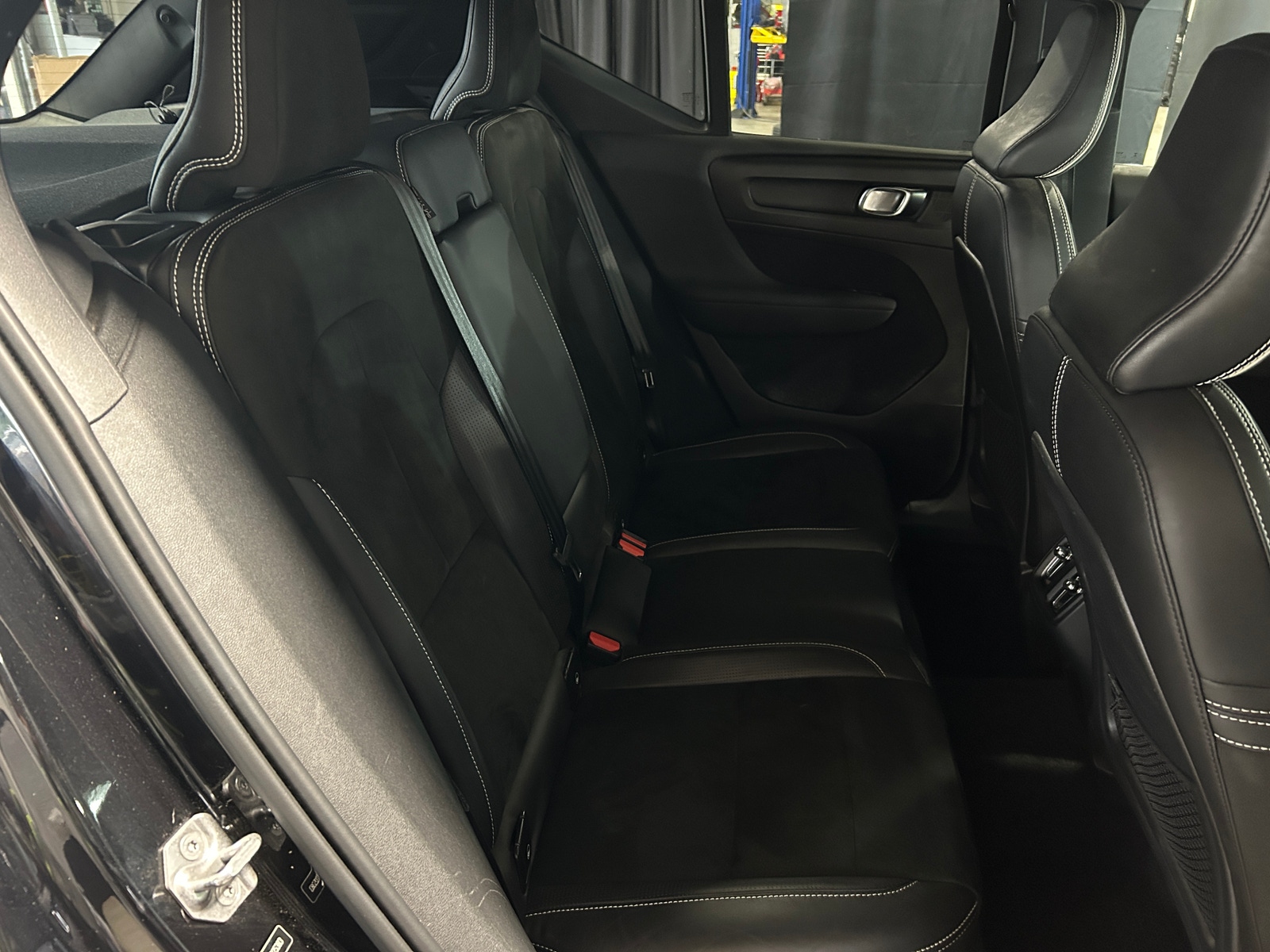 Thumbnail: 2020 Volvo XC40 - 5