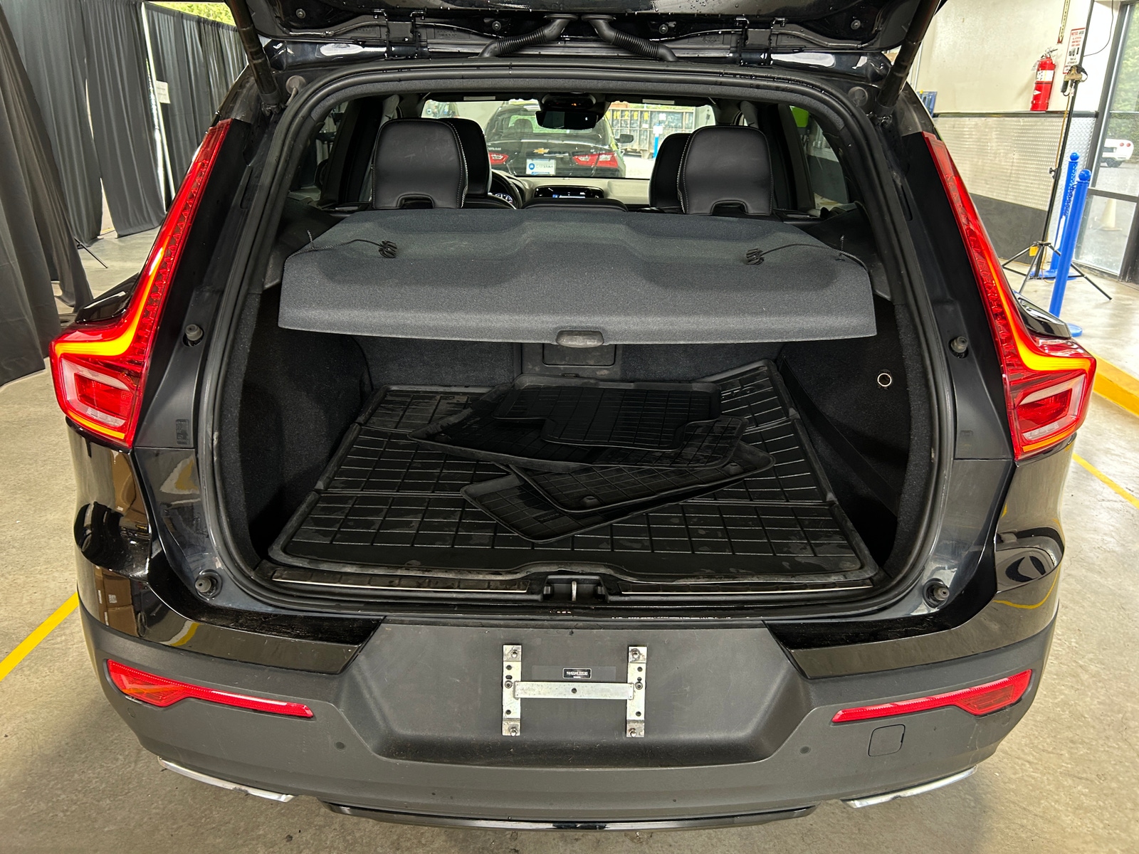 Thumbnail: 2020 Volvo XC40 - 6