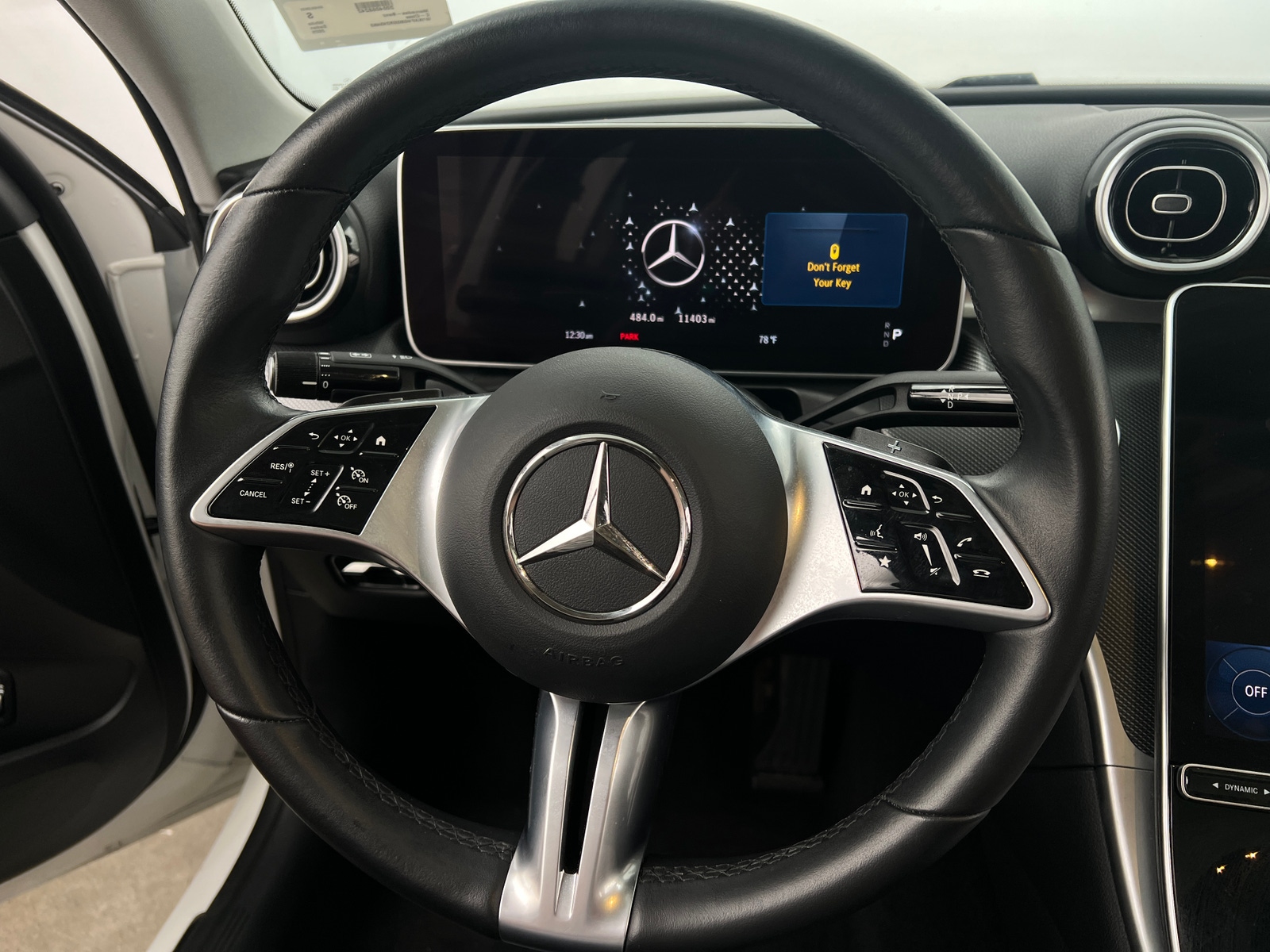 Thumbnail: 2025 Mercedes-Benz C-Class - 4