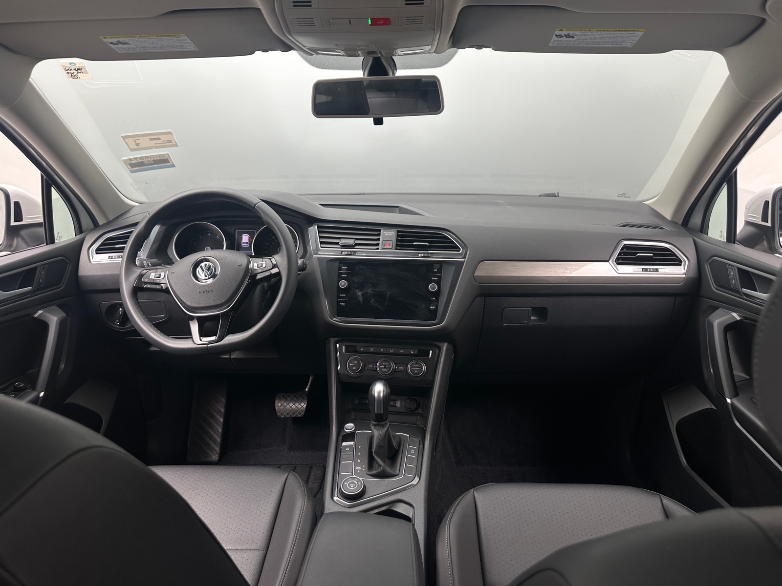 Thumbnail: 2020 Volkswagen Tiguan - 2