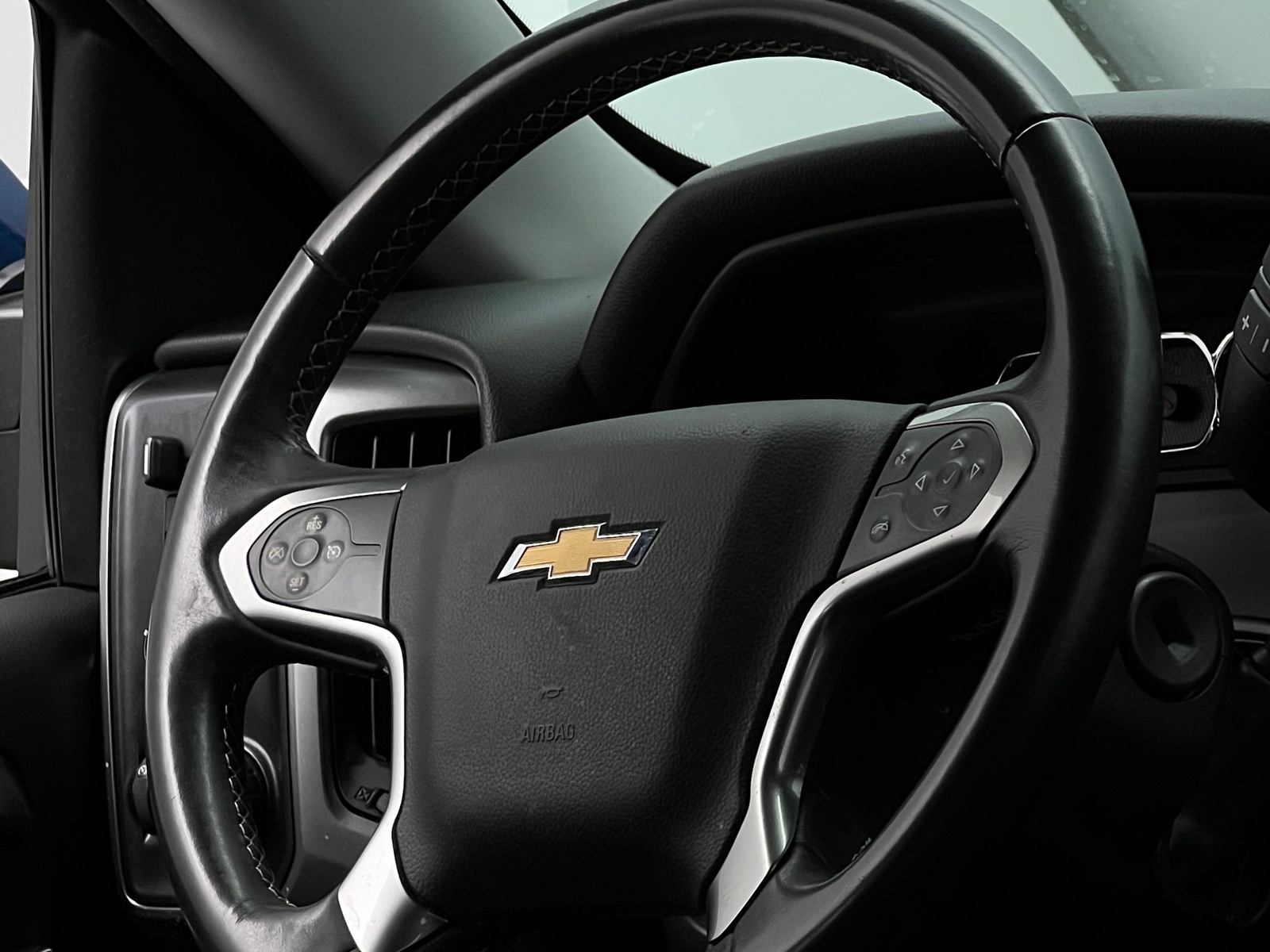 Thumbnail: 2018 Chevrolet Silverado 1500 - 5