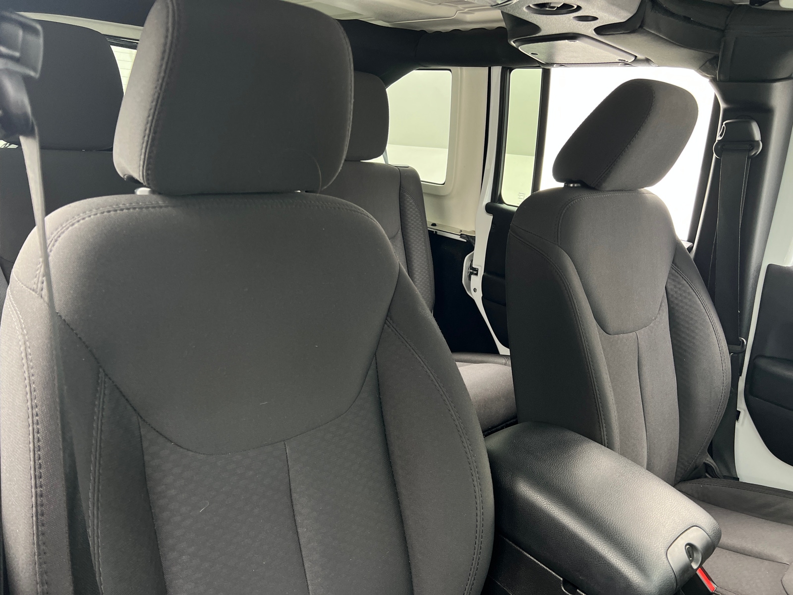 Thumbnail: 2015 Jeep Wrangler - 2