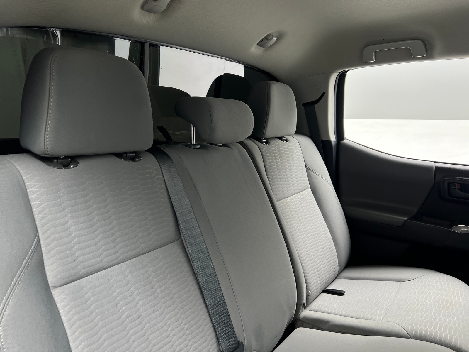Thumbnail: 2019 Toyota Tacoma - 6