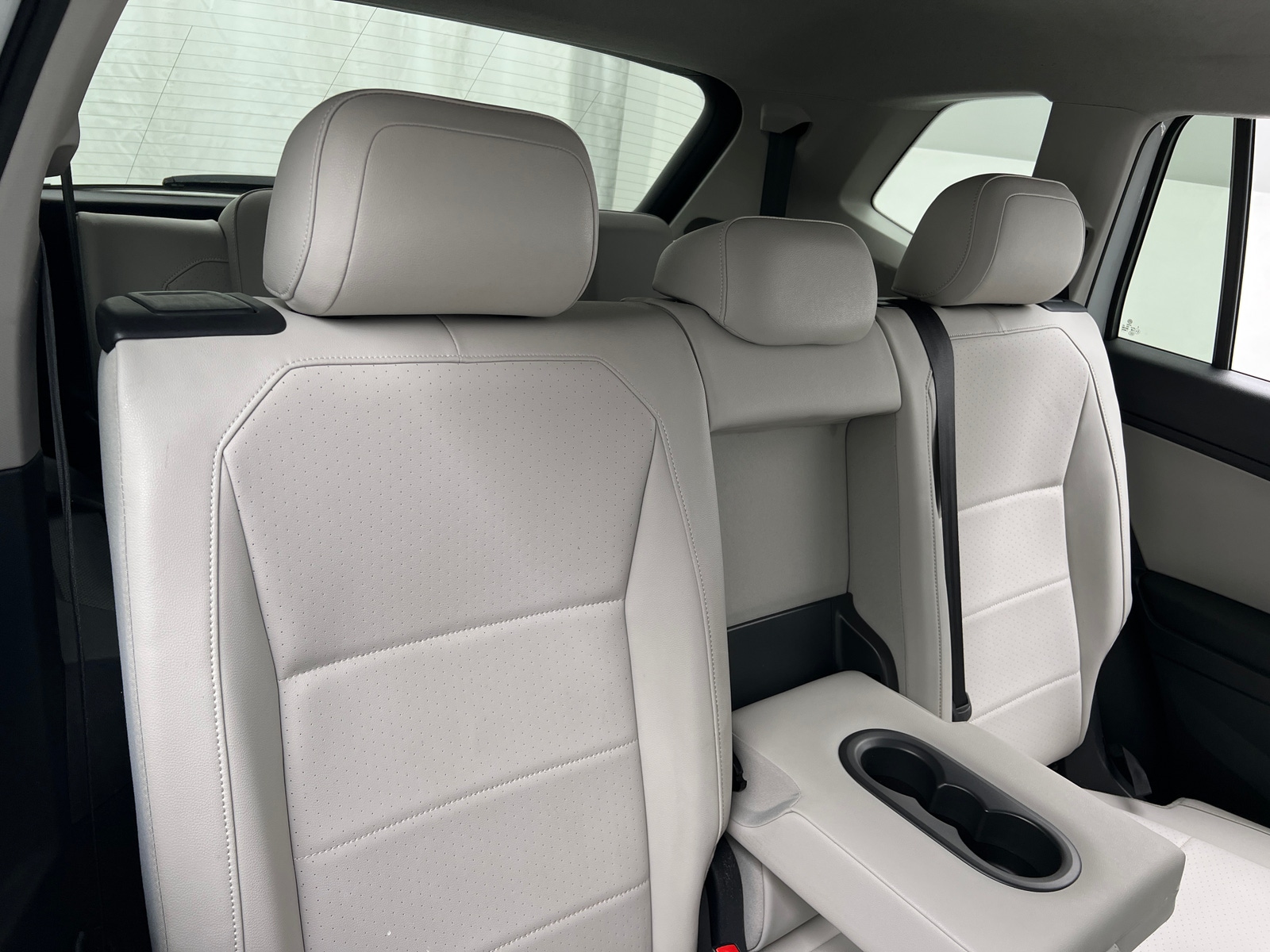 Thumbnail: 2018 Volkswagen Tiguan - 5