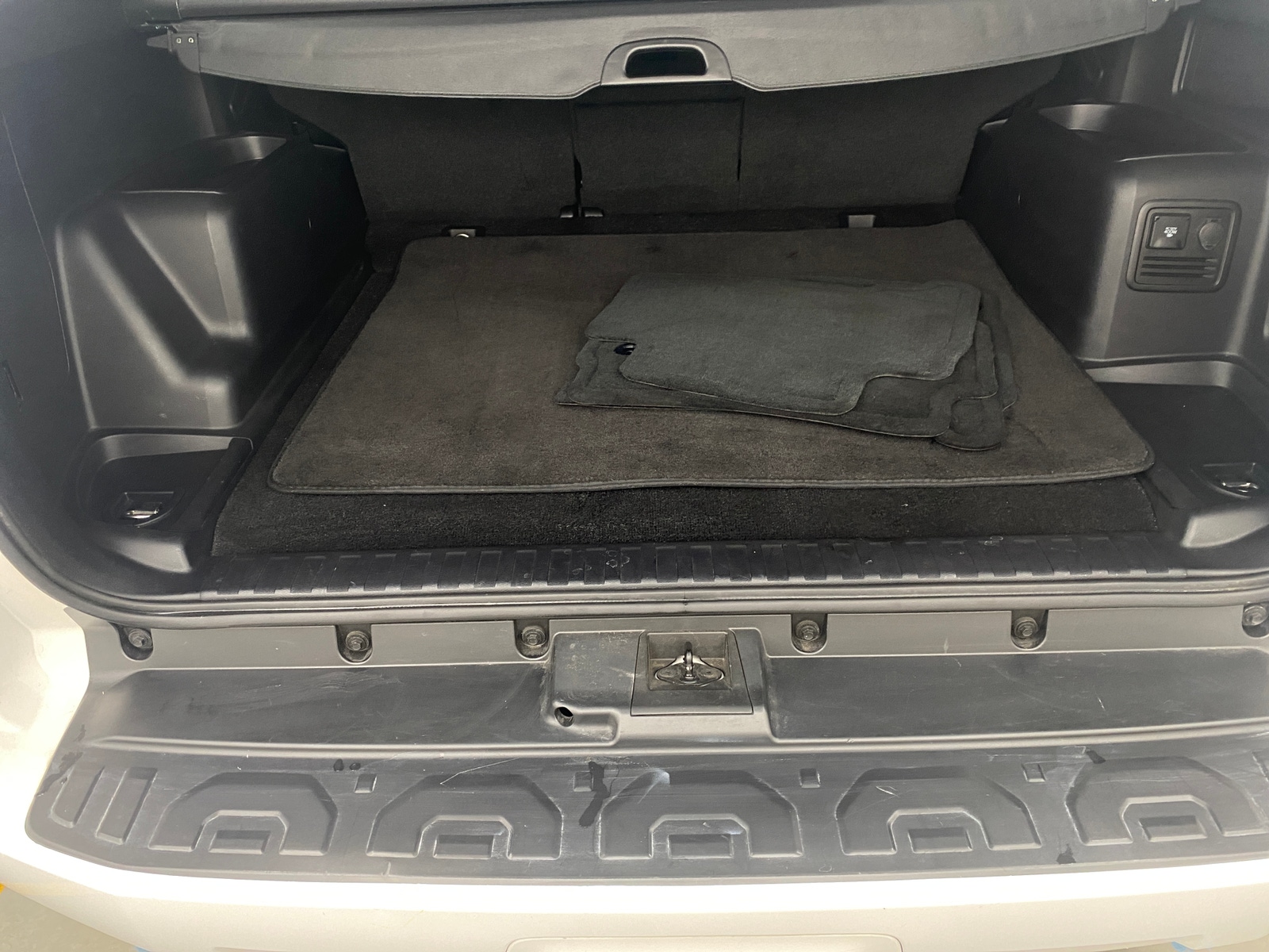 Thumbnail: 2020 Toyota 4Runner - 7