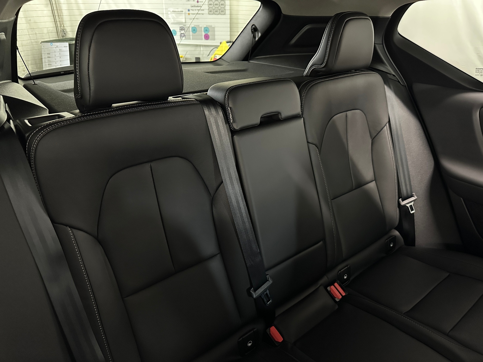 Thumbnail: 2021 Volvo XC40 - 5