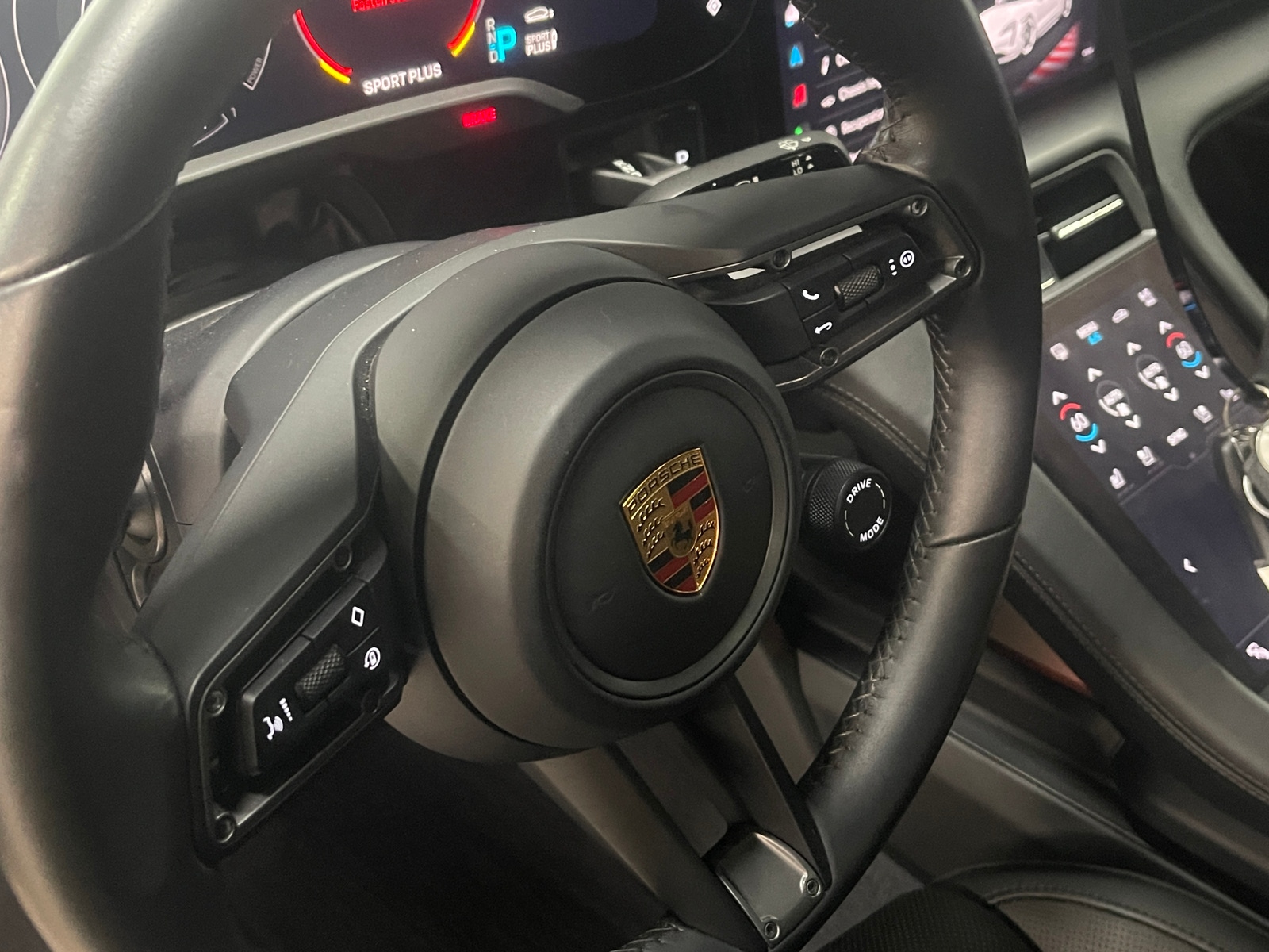 Thumbnail: 2020 Porsche Taycan - 4