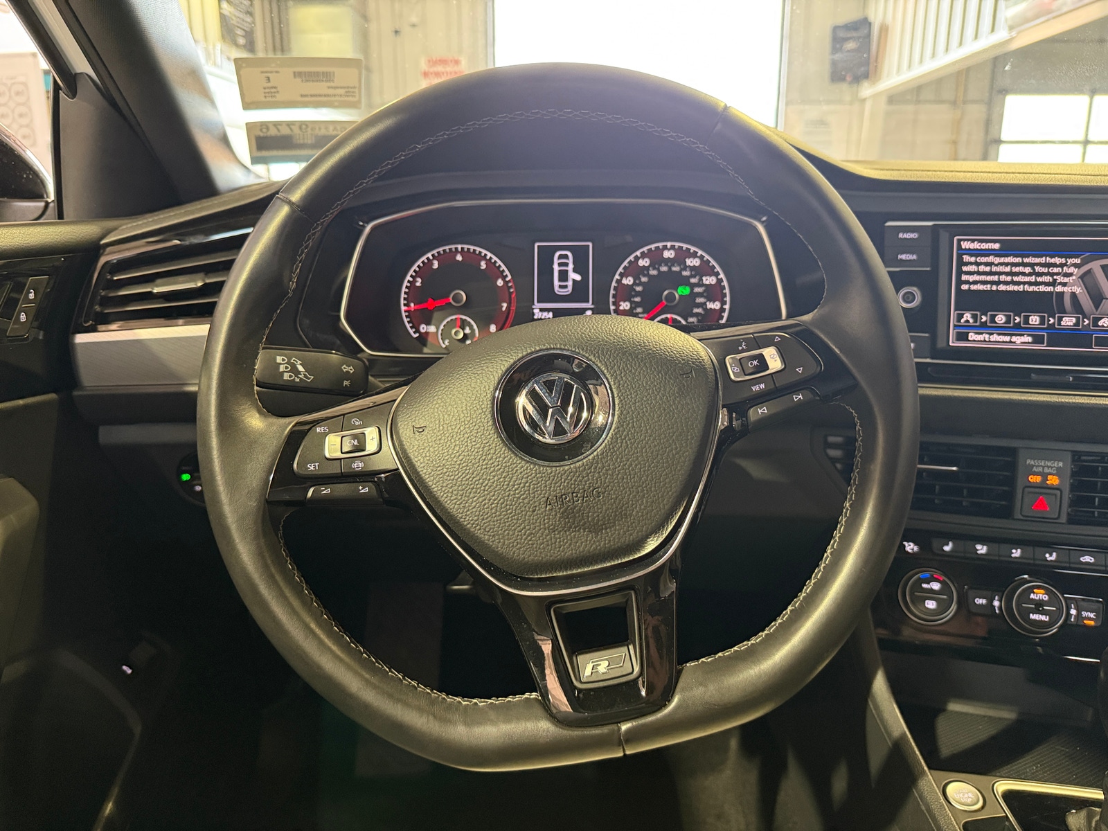 Thumbnail: 2019 Volkswagen Jetta - 4