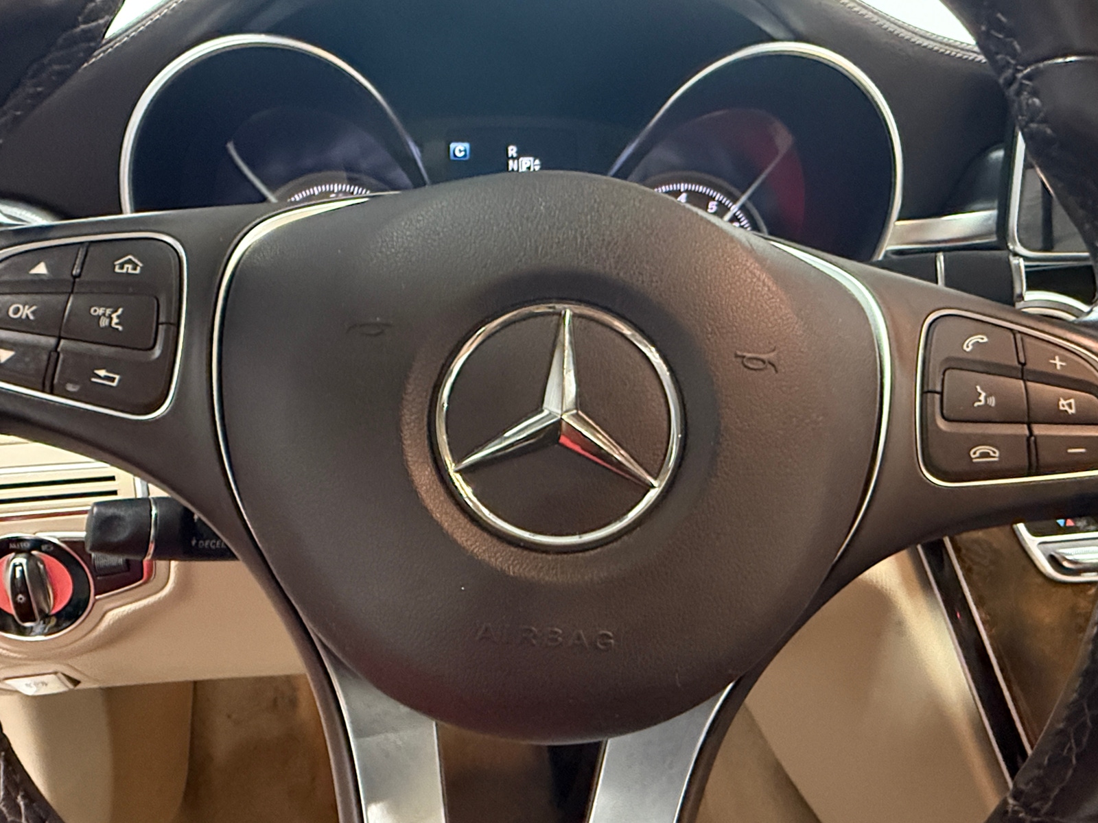 Thumbnail: 2015 Mercedes-Benz C-Class - 4