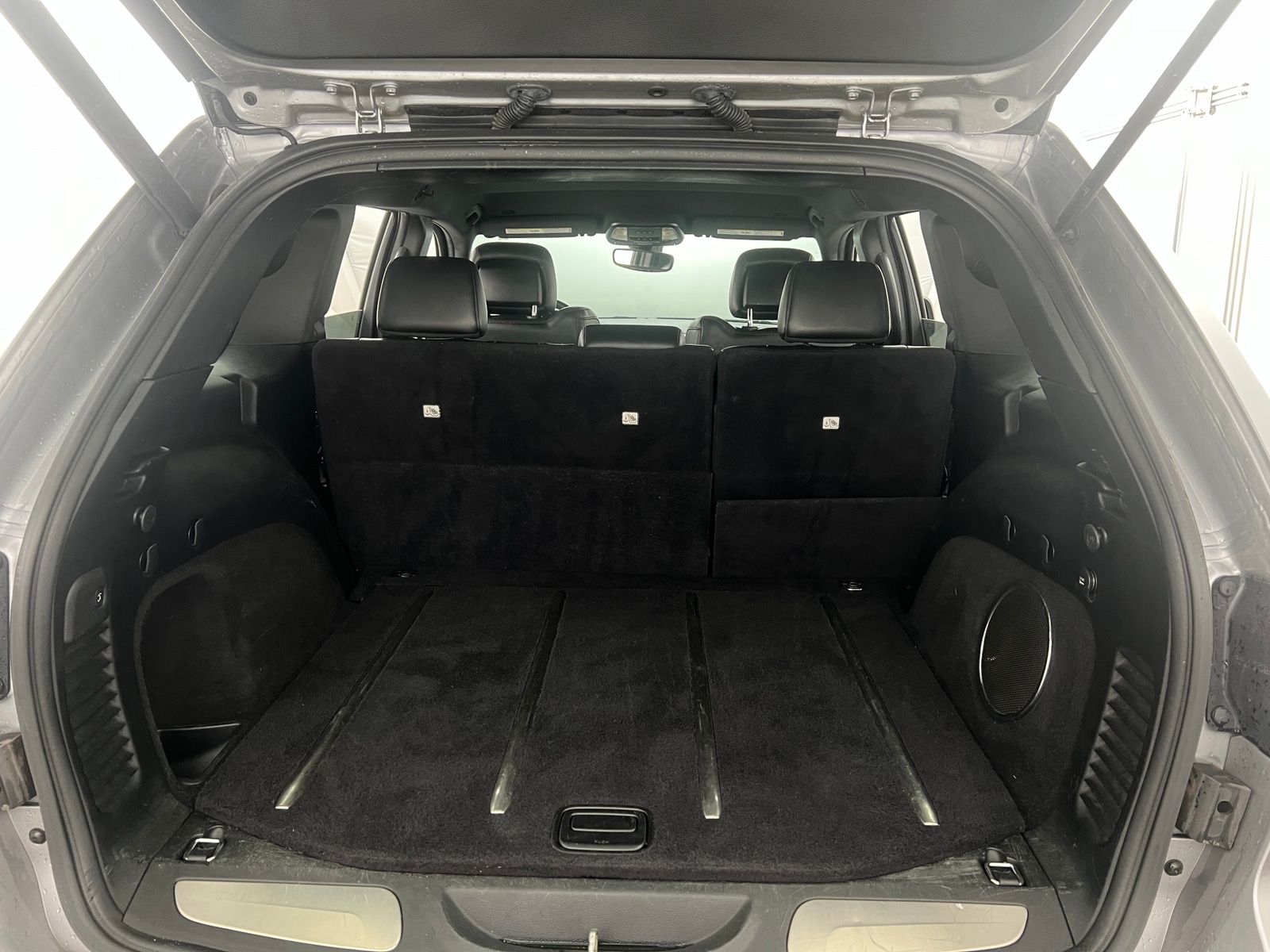 Thumbnail: 2017 Jeep Grand Cherokee - 6